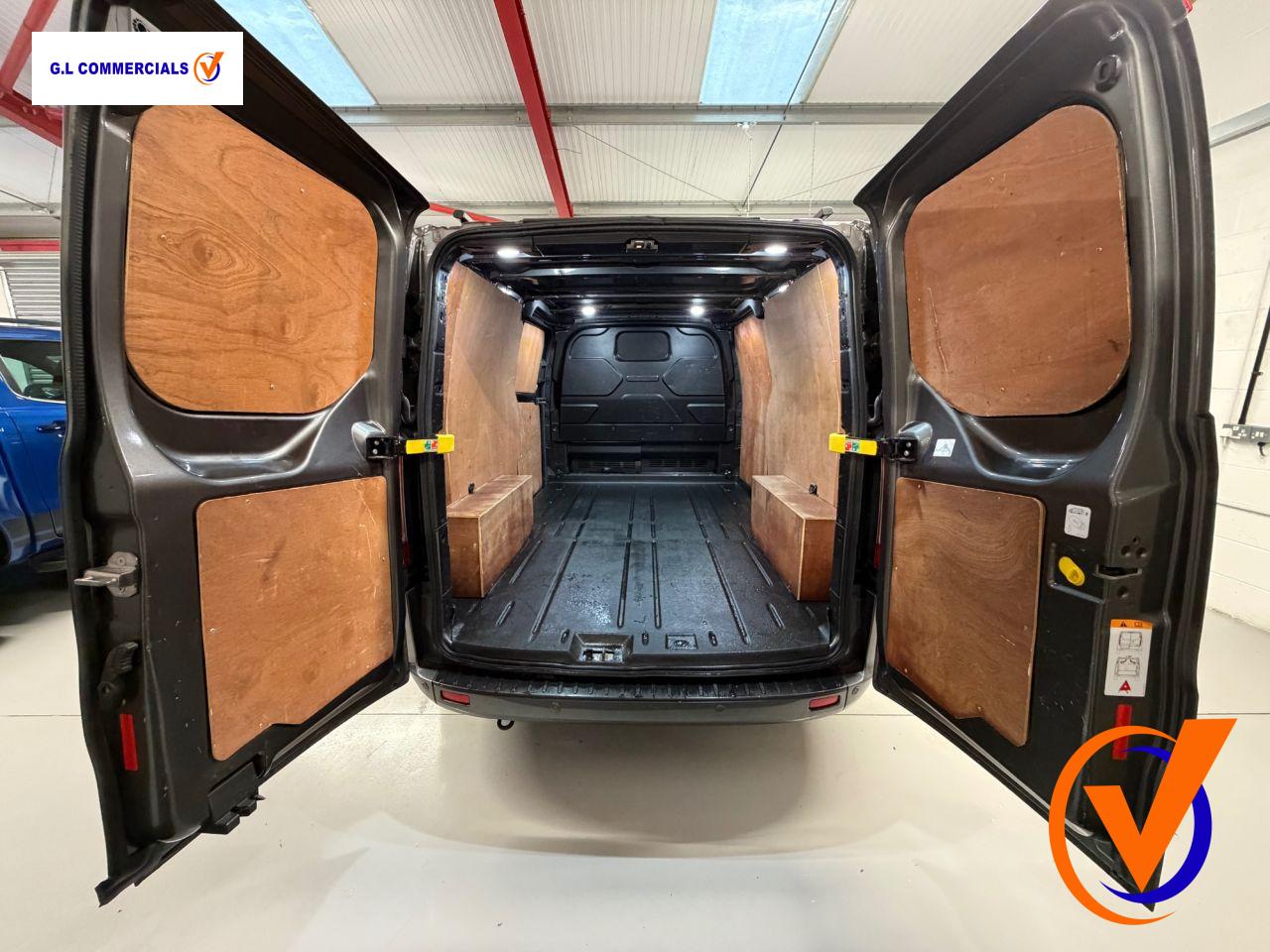 Ford Transit Custom 2.0 300 EcoBlue Limited Panel Van 5dr Diesel Manual L2 H1 Euro 6 (s/s) (130 ps)