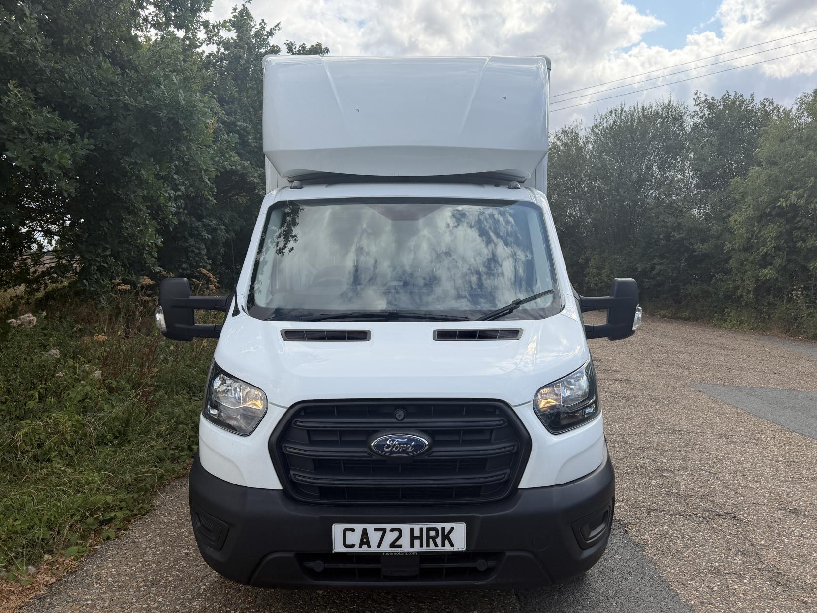 2022 Ford Transit 2.0 350 EcoBlue Leader Luton 3dr Diesel Manual FWD L4 Euro 6 (s/s) (130 ps) - Thumbnail 12