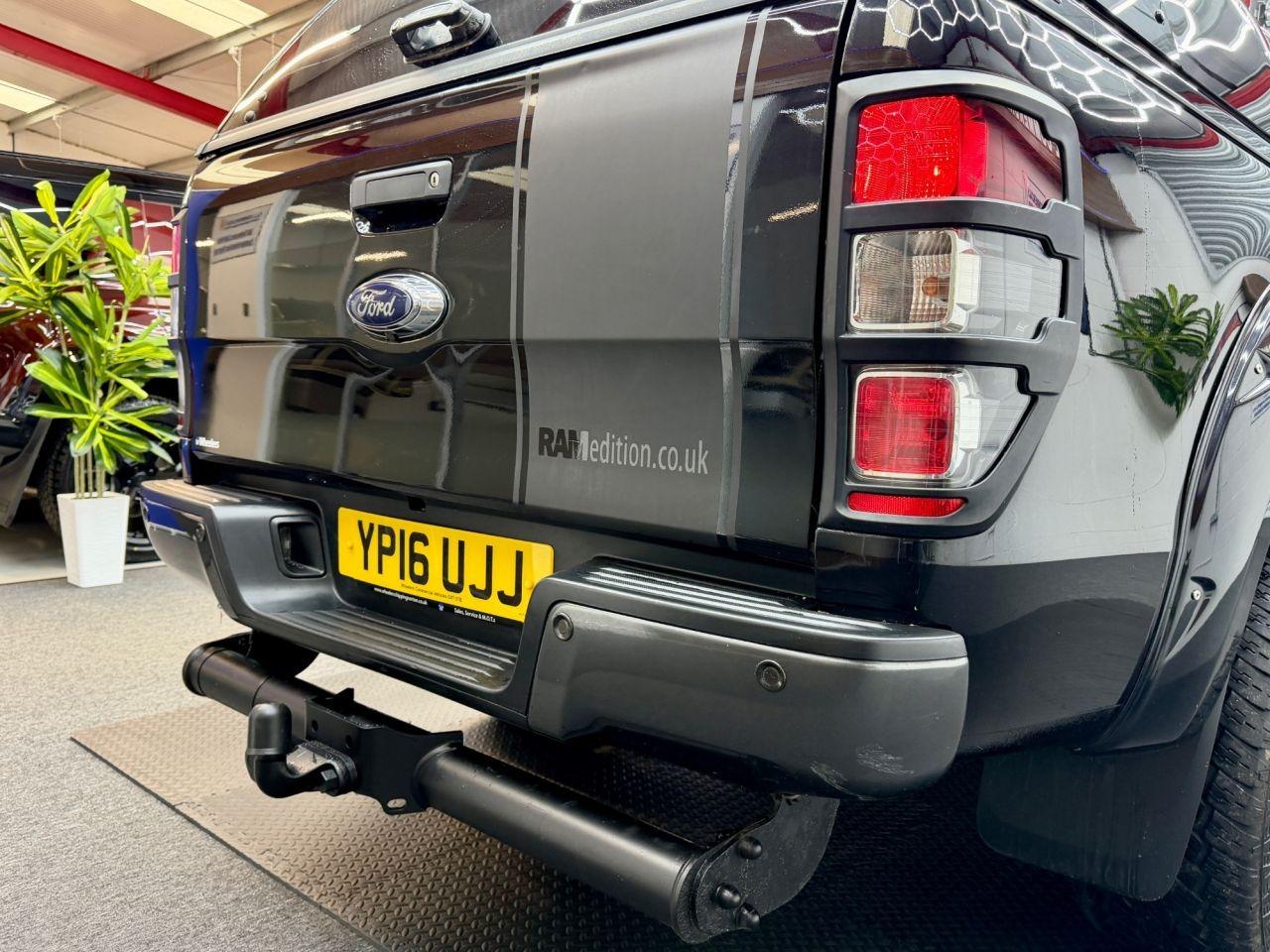 Ford Ranger 3.2 TDCi Wildtrak Pickup Double Cab 4dr Diesel Auto 4WD Euro 5 (200 ps)