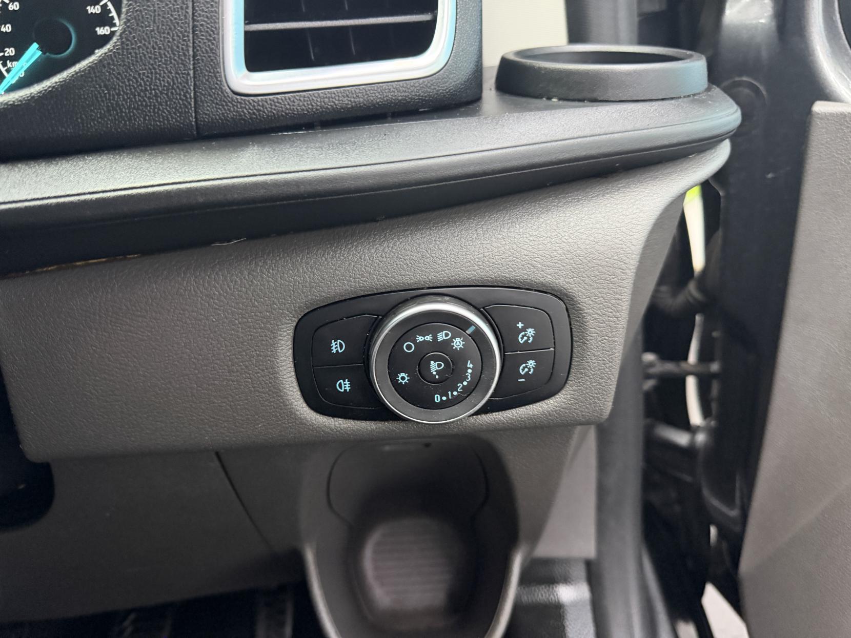 2023 Ford Transit Custom 2.0 300 EcoBlue Limited Panel Van 5dr Diesel Manual L2 H1 Euro 6 (s/s) (130 ps) - Thumbnail 27