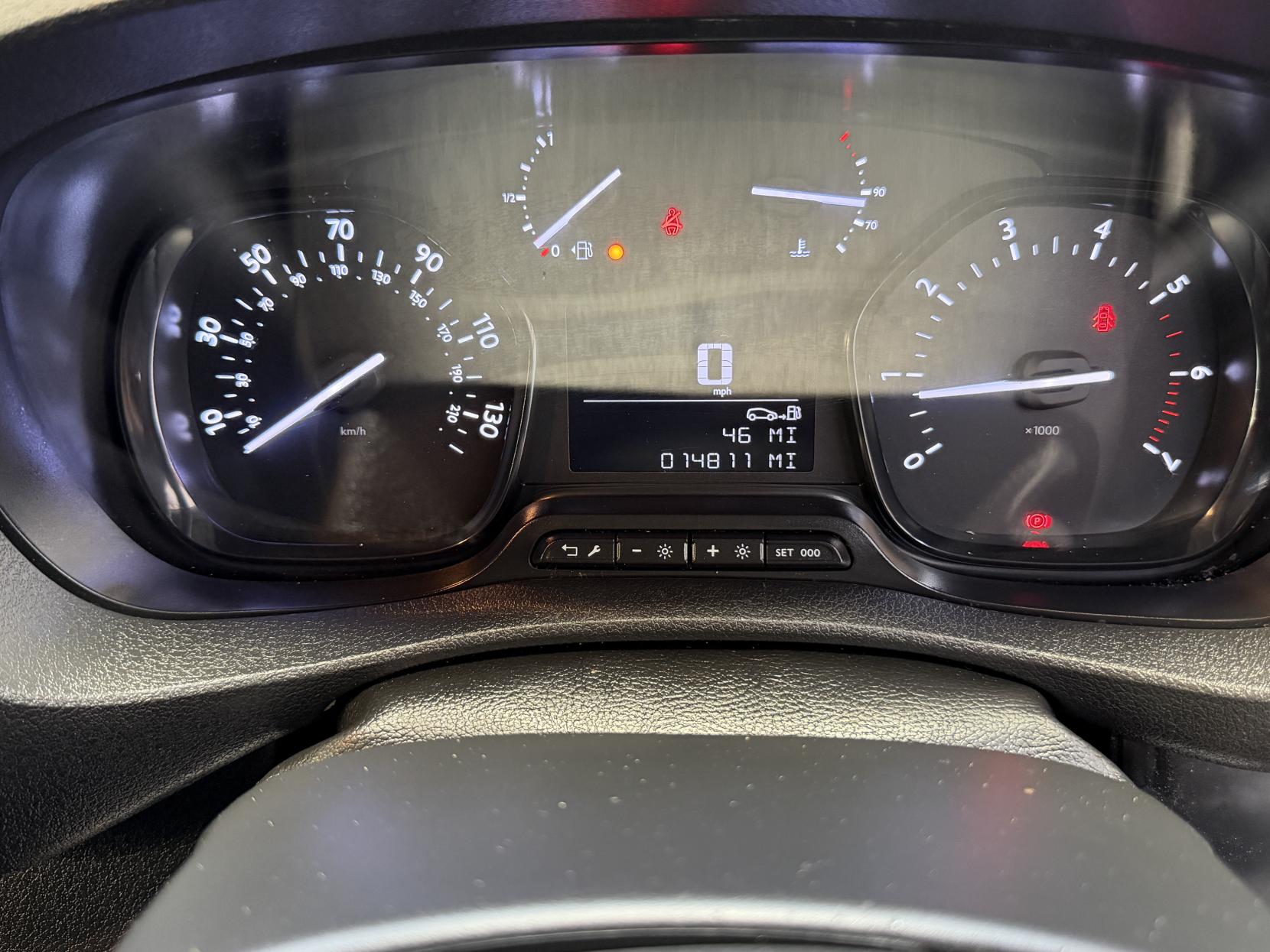 2024 Vauxhall Vivaro 1.5 Turbo D 2900 Pro Panel Van 6dr Diesel Manual L2 H1 Euro 6 (s/s) (100 ps) - Thumbnail 19