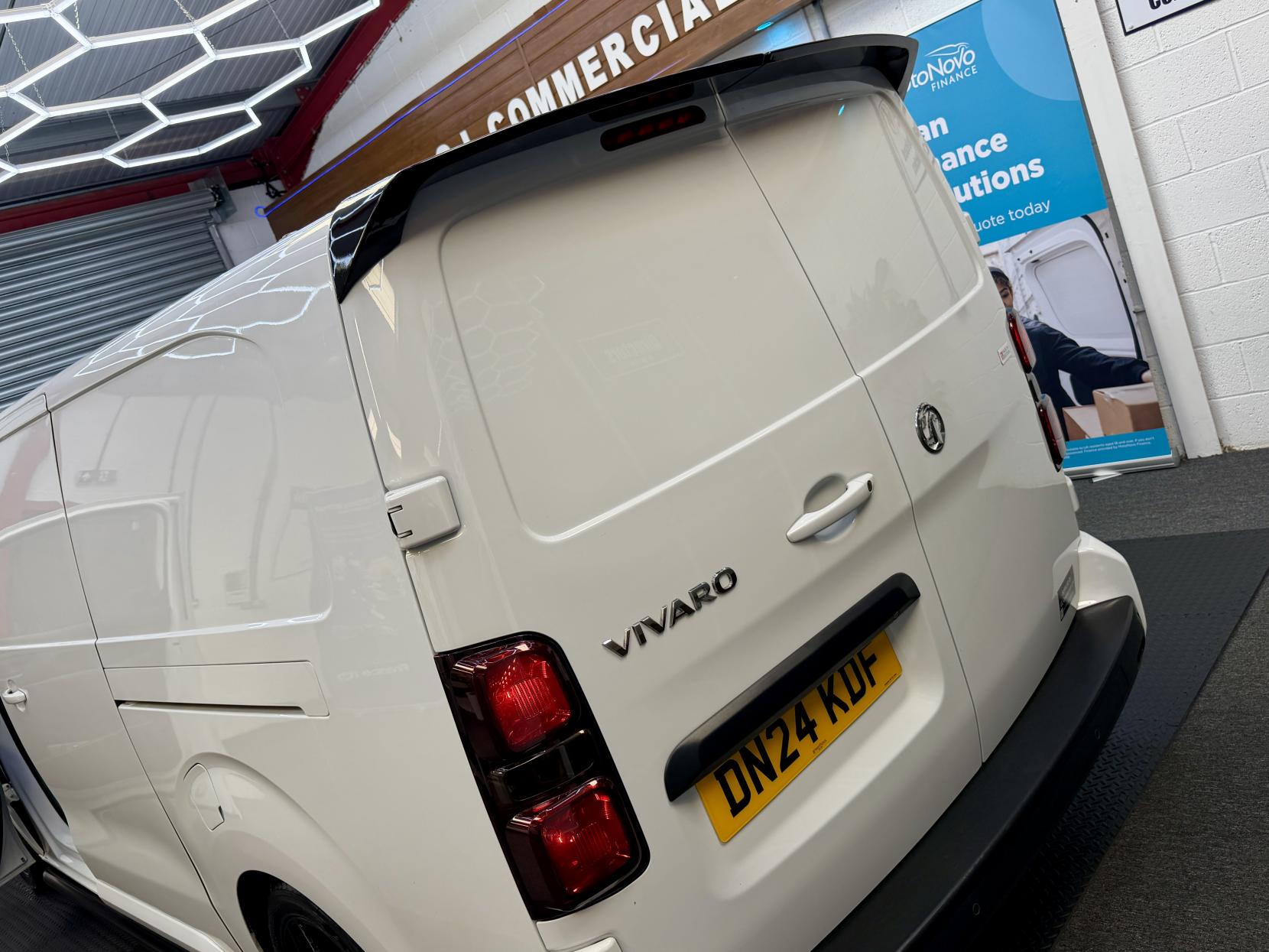 2024 Vauxhall Vivaro 1.5 Turbo D 2900 Pro Panel Van 6dr Diesel Manual L2 H1 Euro 6 (s/s) (100 ps) - Thumbnail 9