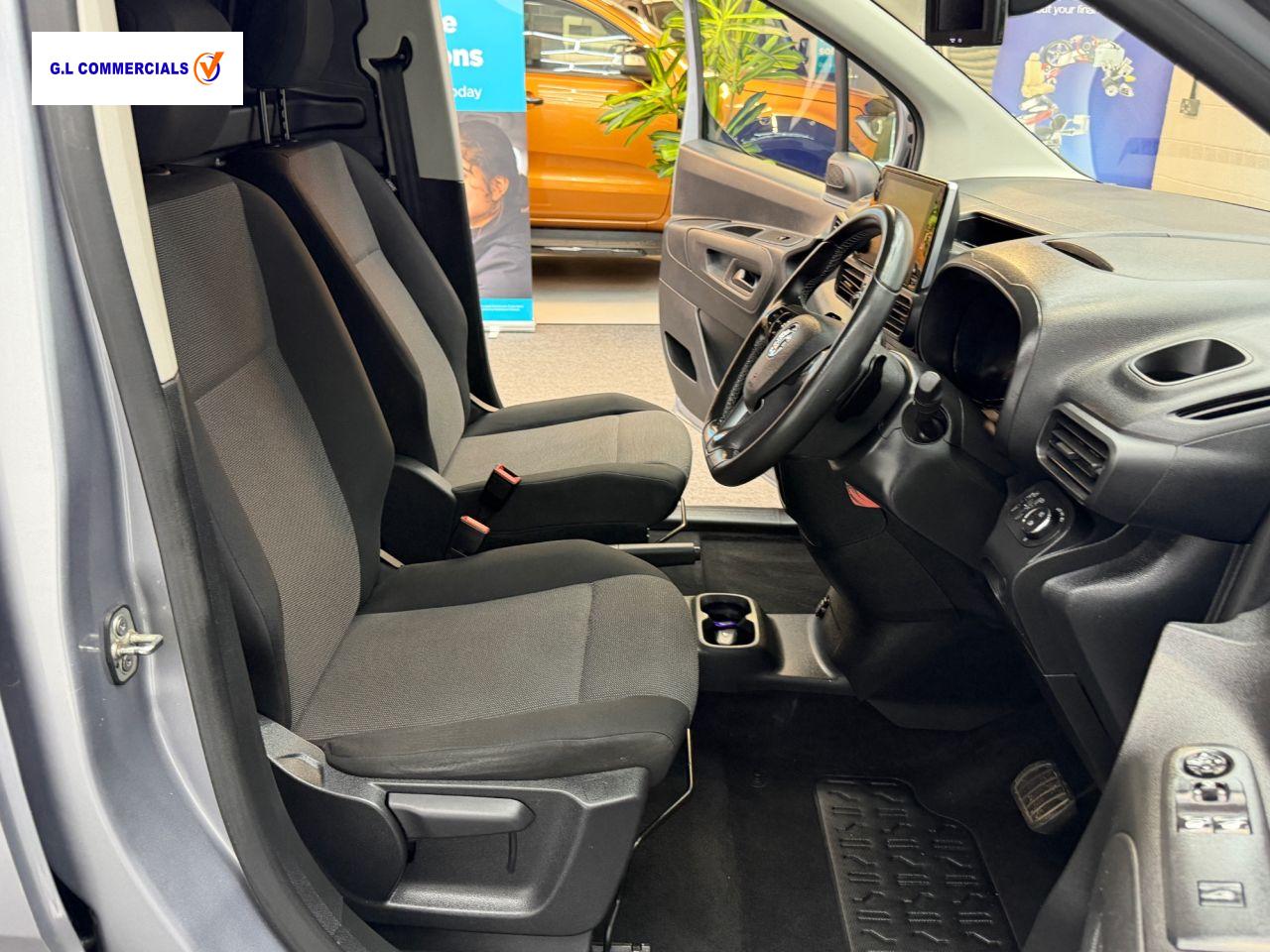 Vauxhall Combo 1.5 Turbo D 2000 Sportive Panel Van 4dr Diesel Auto L1 H1 Euro 6 (s/s) (130 ps)