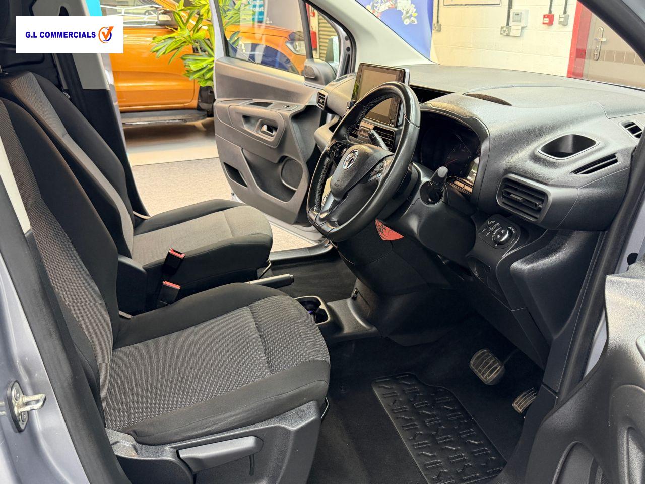 Vauxhall Combo 1.5 Turbo D 2000 Sportive Panel Van 4dr Diesel Auto L1 H1 Euro 6 (s/s) (130 ps)