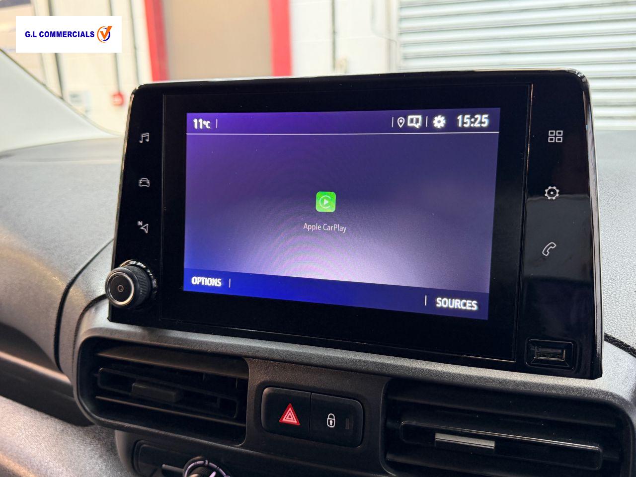 Vauxhall Combo 1.5 Turbo D 2000 Sportive Panel Van 4dr Diesel Auto L1 H1 Euro 6 (s/s) (130 ps)