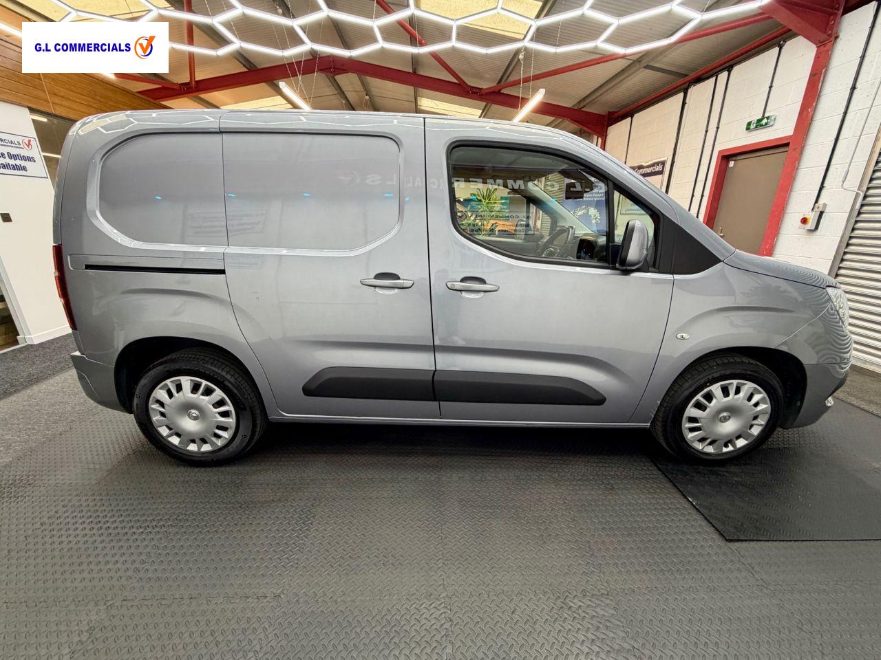 Vauxhall Combo 1.5 Turbo D 2000 Sportive Panel Van 4dr Diesel Auto L1 H1 Euro 6 (s/s) (130 ps)