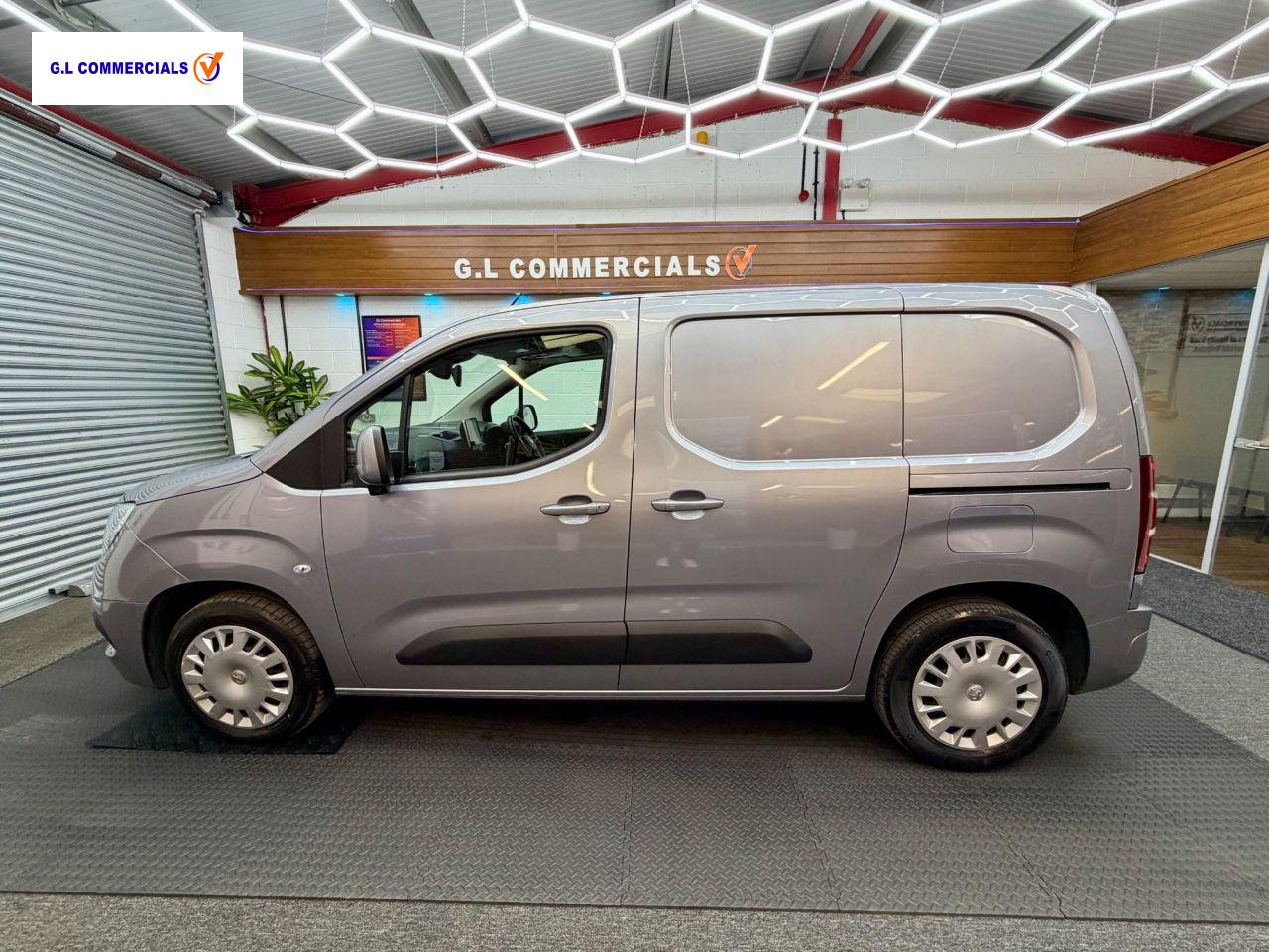 Vauxhall Combo 1.5 Turbo D 2000 Sportive Panel Van 4dr Diesel Auto L1 H1 Euro 6 (s/s) (130 ps)