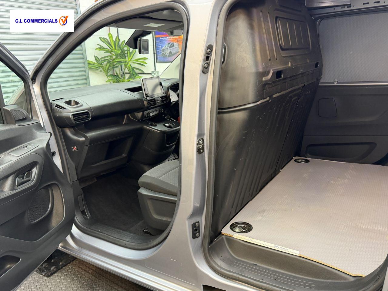 Vauxhall Combo 1.5 Turbo D 2000 Sportive Panel Van 4dr Diesel Auto L1 H1 Euro 6 (s/s) (130 ps)