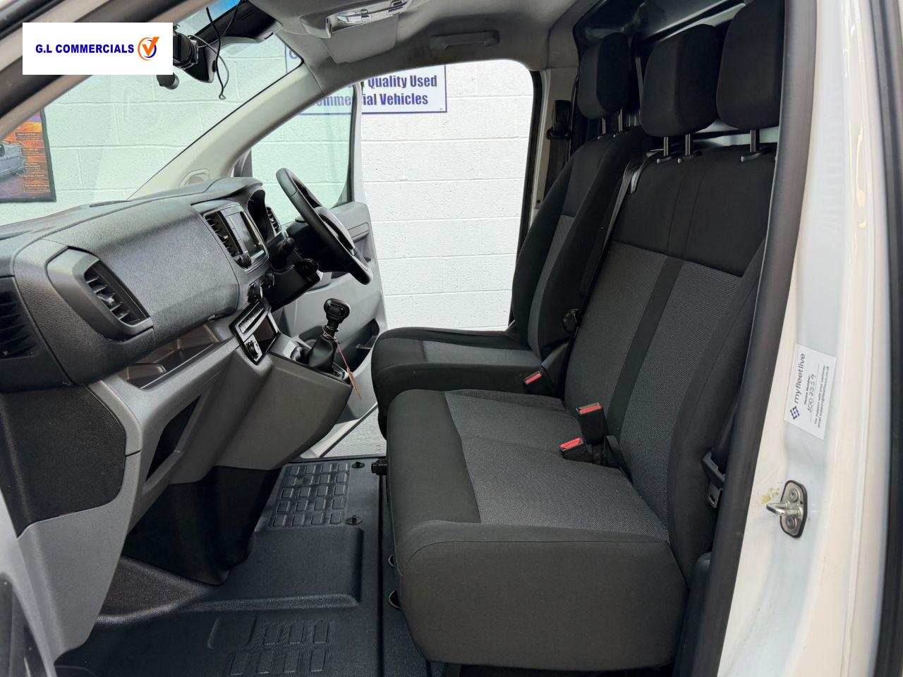 Vauxhall Vivaro 1.5 Turbo D 2900 Dynamic Panel Van 6dr Diesel Manual L2 H1 Euro 6 (s/s) (100 ps)