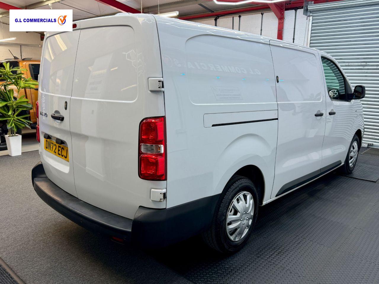 Vauxhall Vivaro 1.5 Turbo D 2900 Dynamic Panel Van 6dr Diesel Manual L2 H1 Euro 6 (s/s) (100 ps)