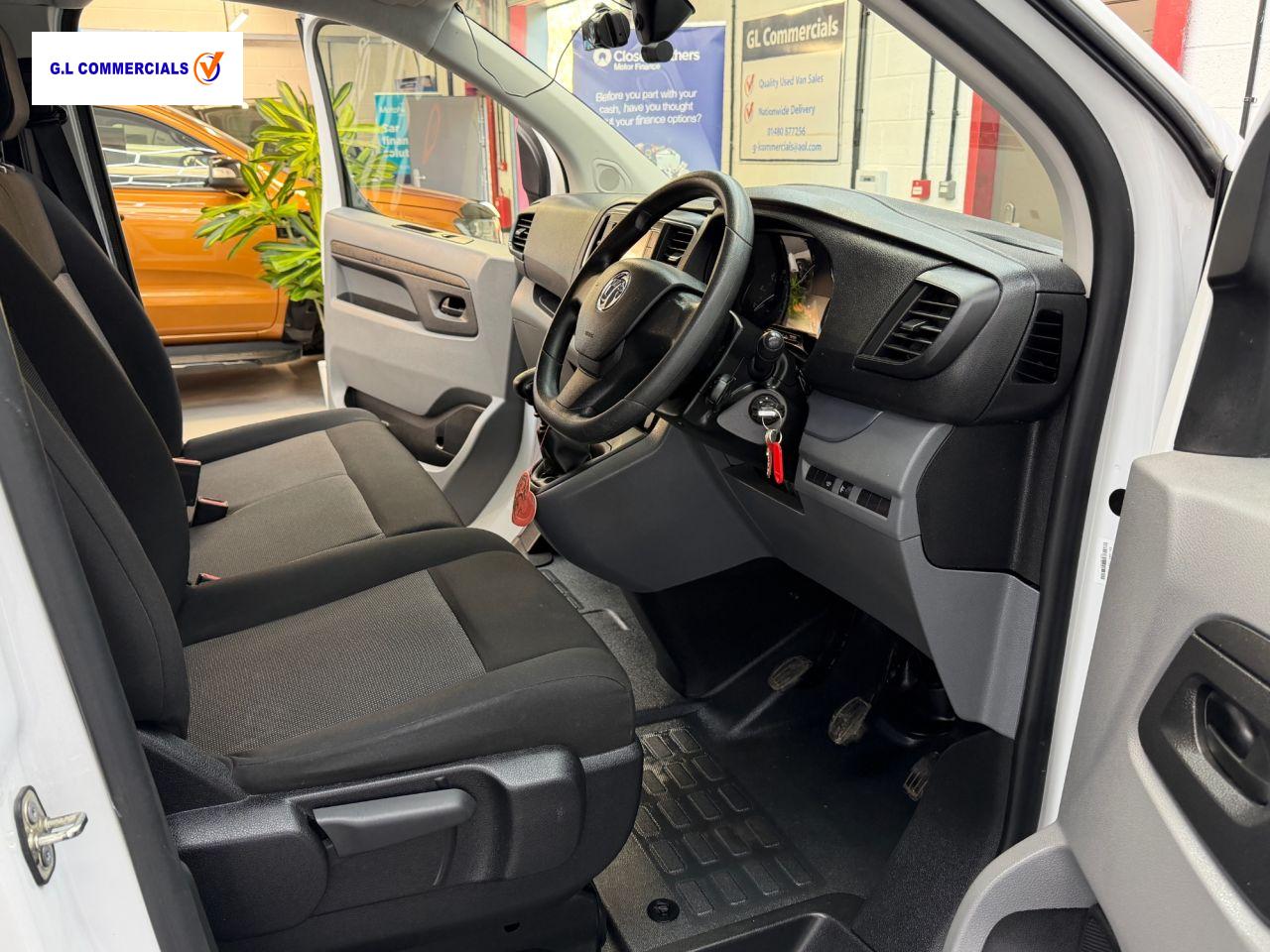 Vauxhall Vivaro 1.5 Turbo D 2900 Dynamic Panel Van 6dr Diesel Manual L2 H1 Euro 6 (s/s) (100 ps)