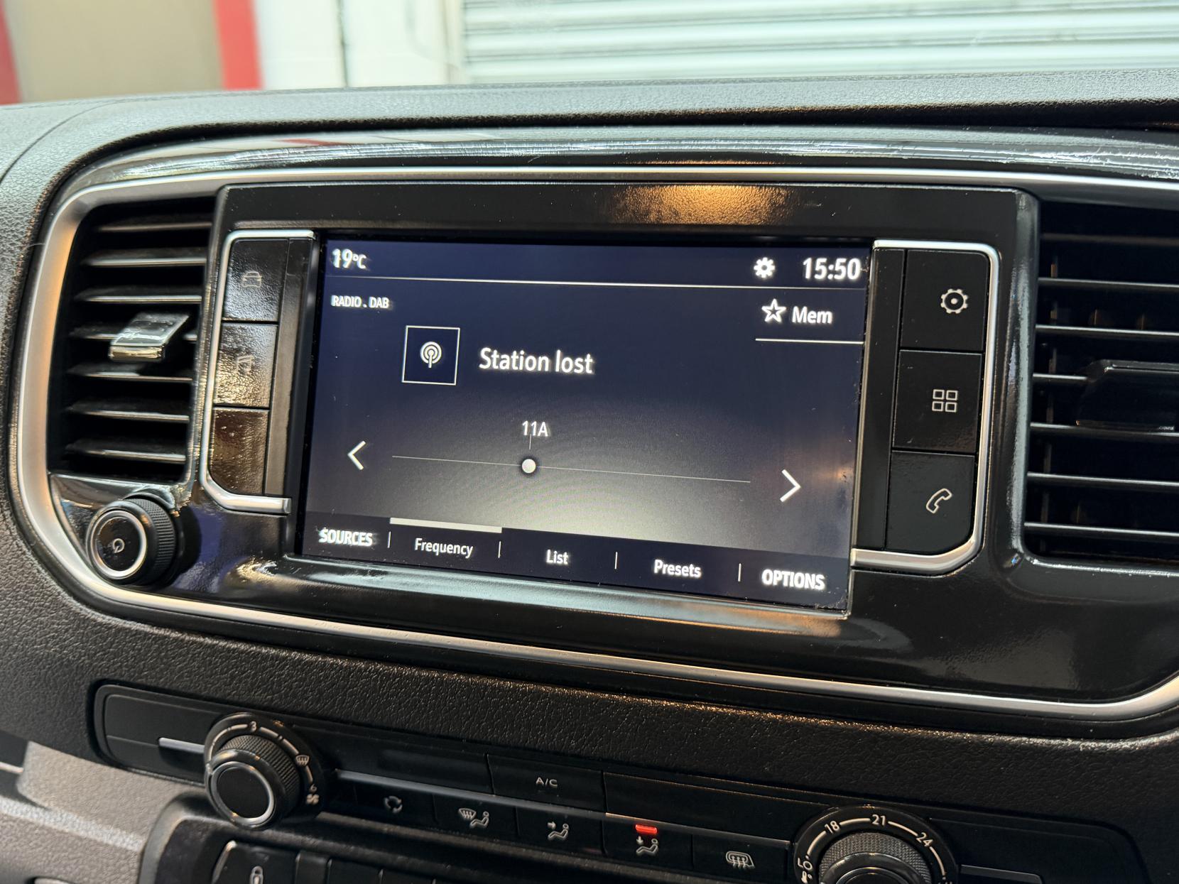 2022 Vauxhall Vivaro 1.5 Turbo D 2900 Dynamic Panel Van 6dr Diesel Manual L2 H1 Euro 6 (s/s) (100 ps) - Thumbnail 15