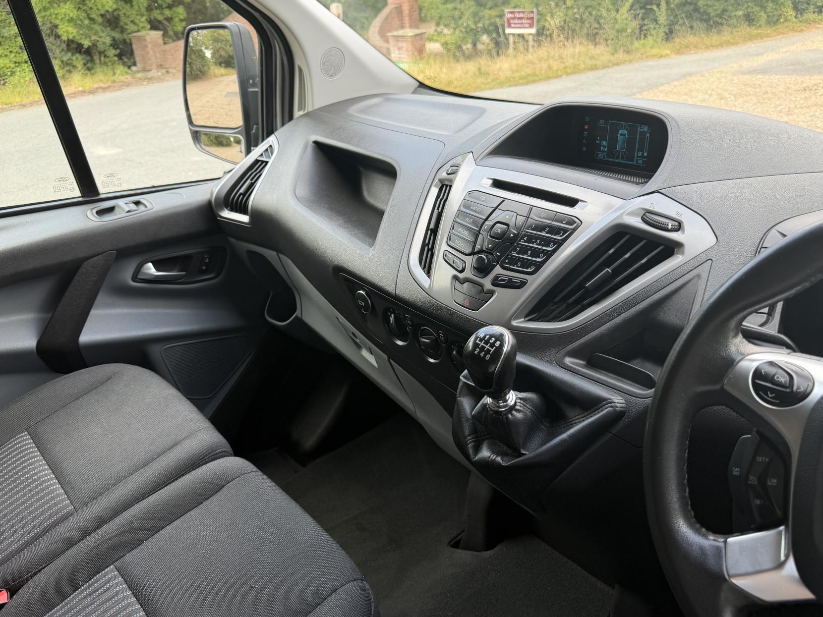2016 Ford Transit Custom 2.2 TDCi 330 Trend Panel Van 5dr Diesel Manual L2 H1 (197 g/km, 123 bhp) - Thumbnail 20