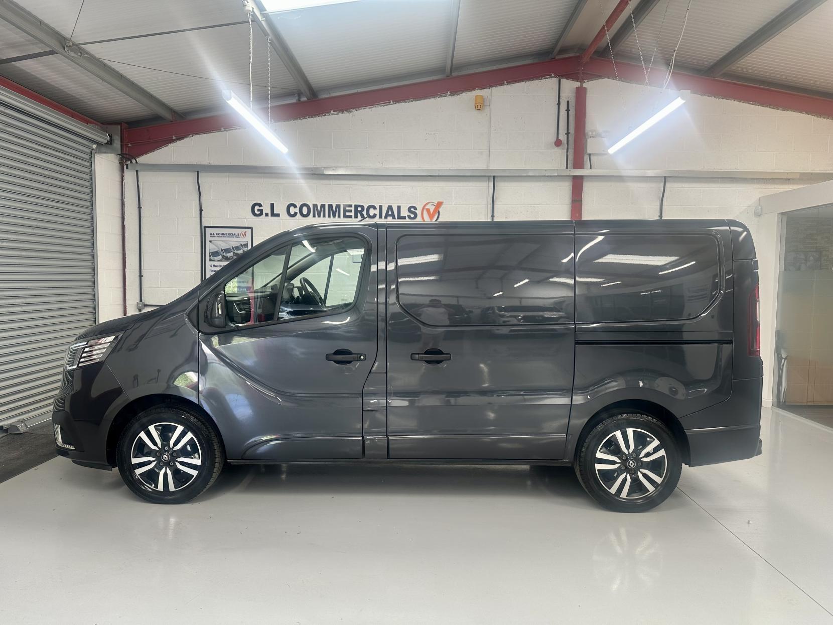 2022 Renault Trafic 2.0 dCi Blue SL28 Sport+ Panel Van 5dr Diesel Manual L1 H1 Euro 6 (s/s) (150 ps) - Image 1