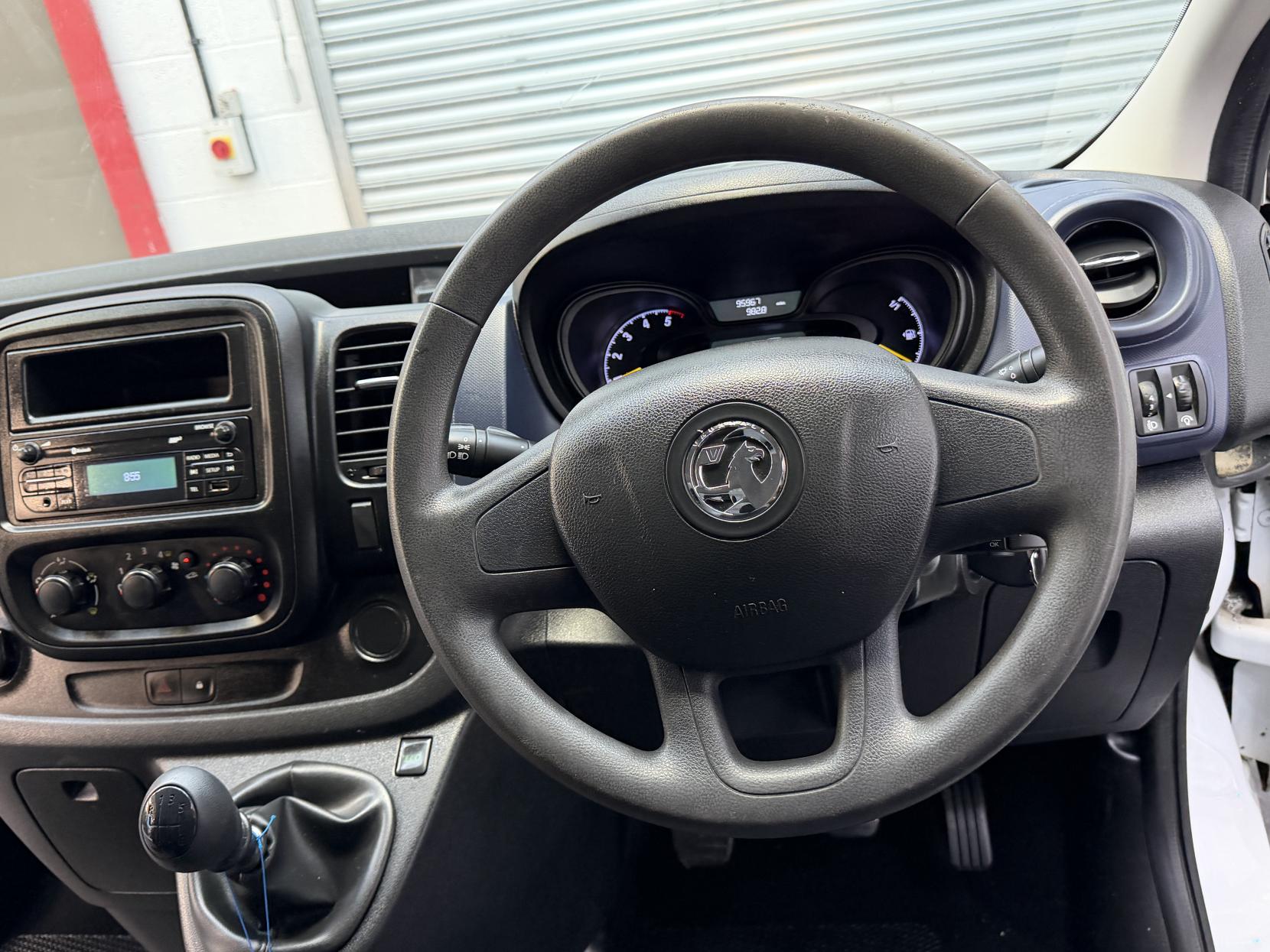 2015 Vauxhall Vivaro 1.6 CDTi 2900 Panel Van 5dr Diesel Manual L2 H1 Euro 5 (115 ps) - Thumbnail 9