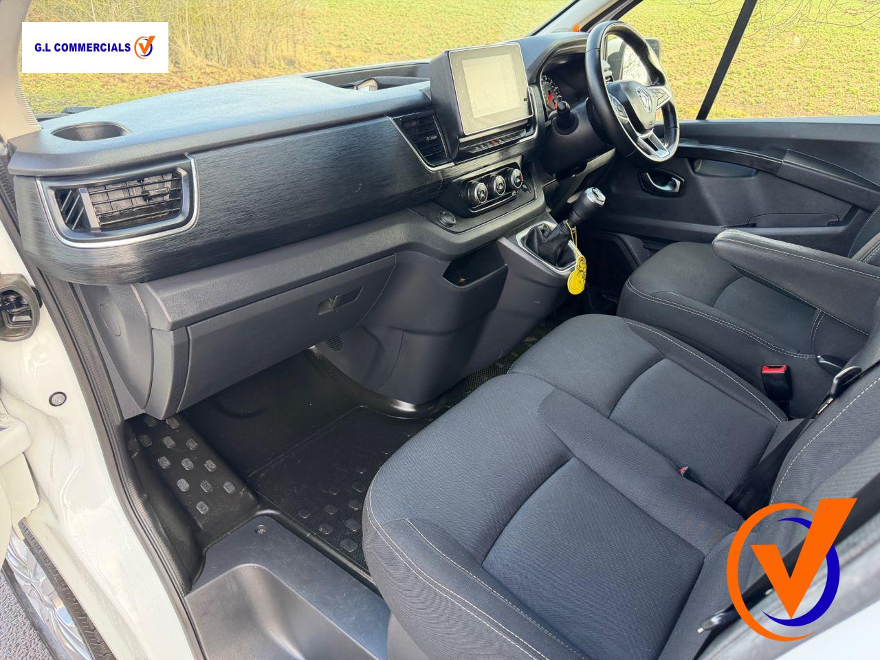 Renault Trafic 2.0 dCi Blue LL30 Extra Panel Van 5dr Diesel Manual L2 H1 Euro 6 (s/s) (130 ps)