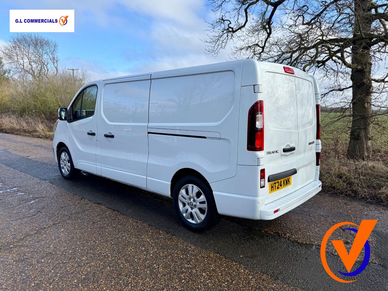 Renault Trafic 2.0 dCi Blue LL30 Extra Panel Van 5dr Diesel Manual L2 H1 Euro 6 (s/s) (130 ps)