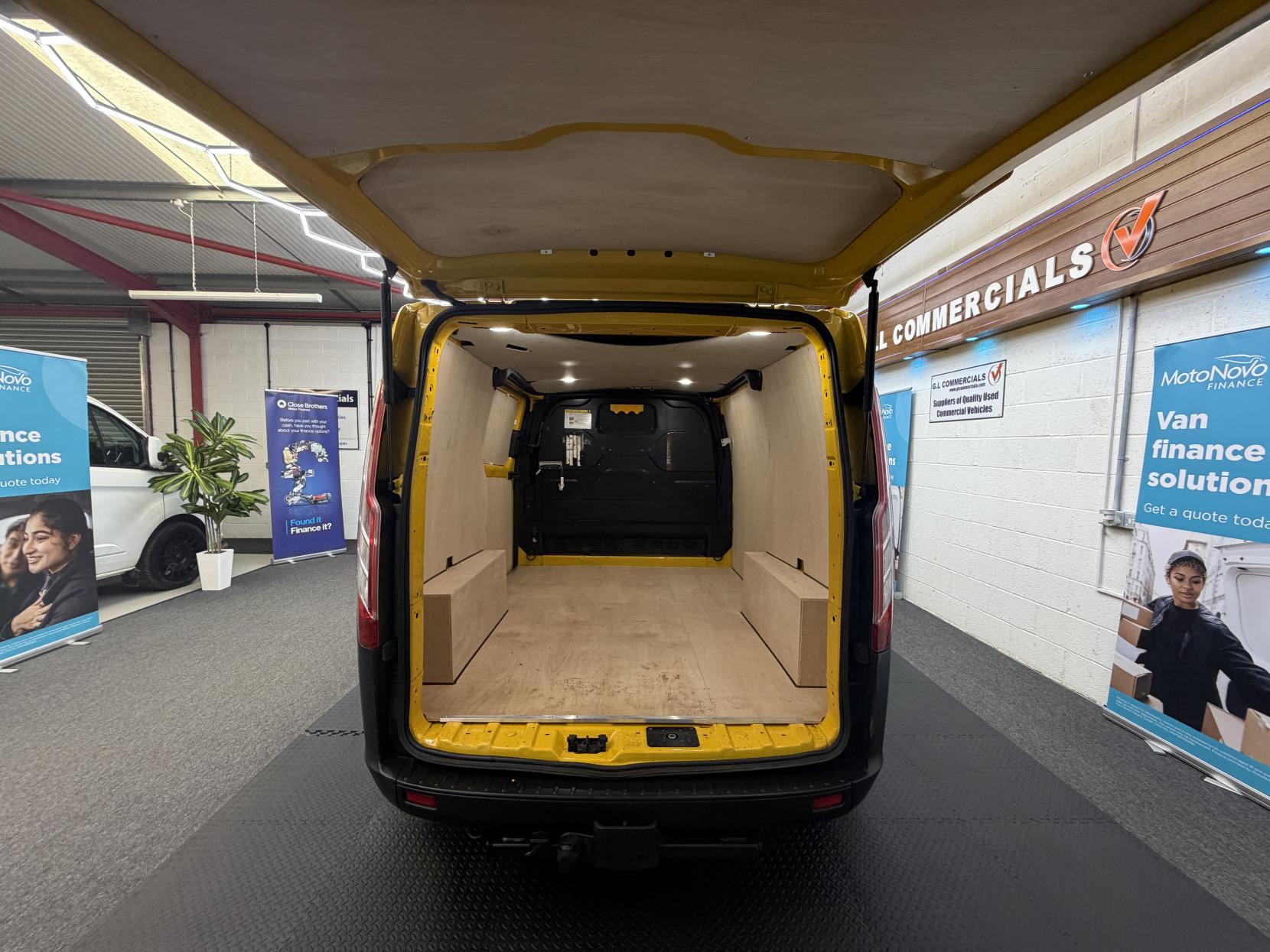 2022 Ford Transit Custom 2.0 340 EcoBlue Leader Panel Van 5dr Diesel Manual L1 H1 Euro 6 (s/s) (130 ps) - Thumbnail 2