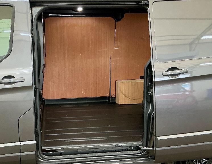 2021 Ford Transit Custom 2.0 280 EcoBlue Limited Panel Van 5dr Diesel Manual L1 H1 Euro 6 (s/s) (130 ps) - Thumbnail 3