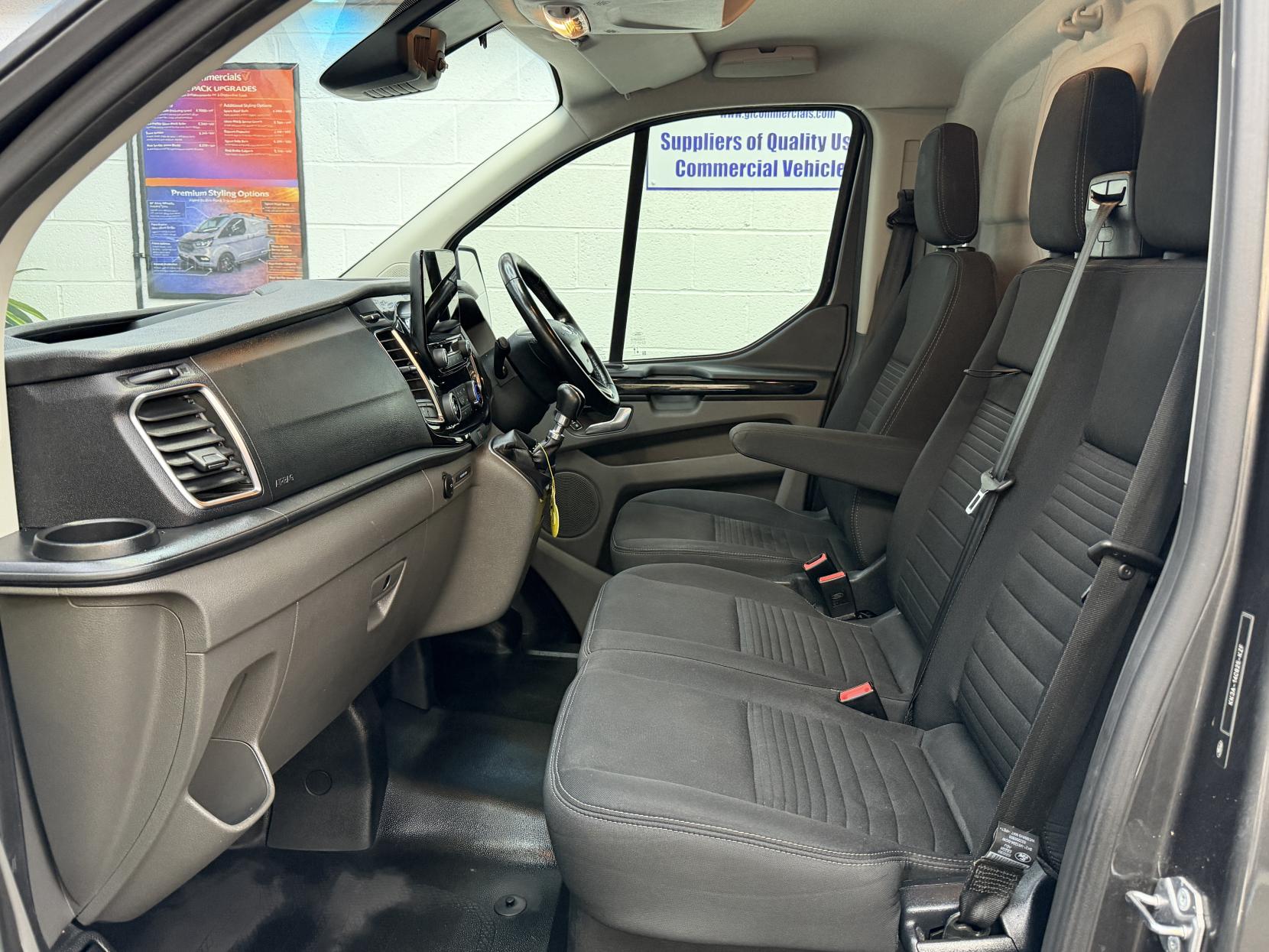 2021 Ford Transit Custom 2.0 280 EcoBlue Limited Panel Van 5dr Diesel Manual L1 H1 Euro 6 (s/s) (130 ps) - Thumbnail 16