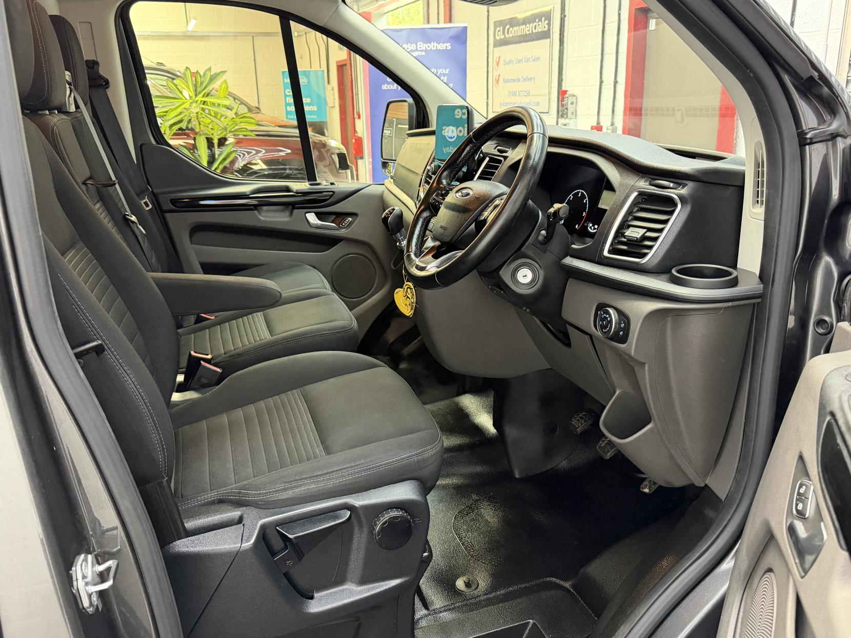 2021 Ford Transit Custom 2.0 280 EcoBlue Limited Panel Van 5dr Diesel Manual L1 H1 Euro 6 (s/s) (130 ps) - Thumbnail 15