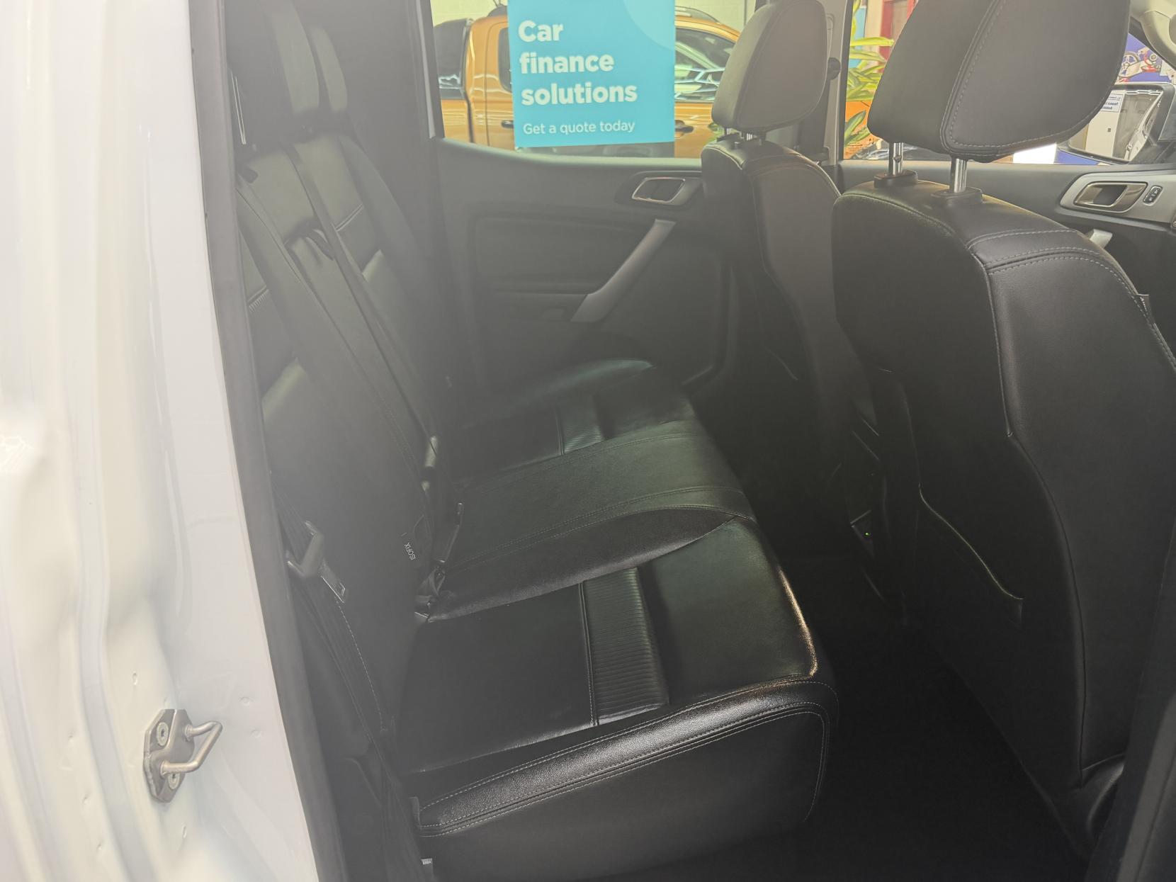 2023 Ford Ranger 2.0 EcoBlue Limited Pickup Double Cab 4dr Diesel Auto 4WD Euro 6 (s/s) (170 ps) - Thumbnail 19