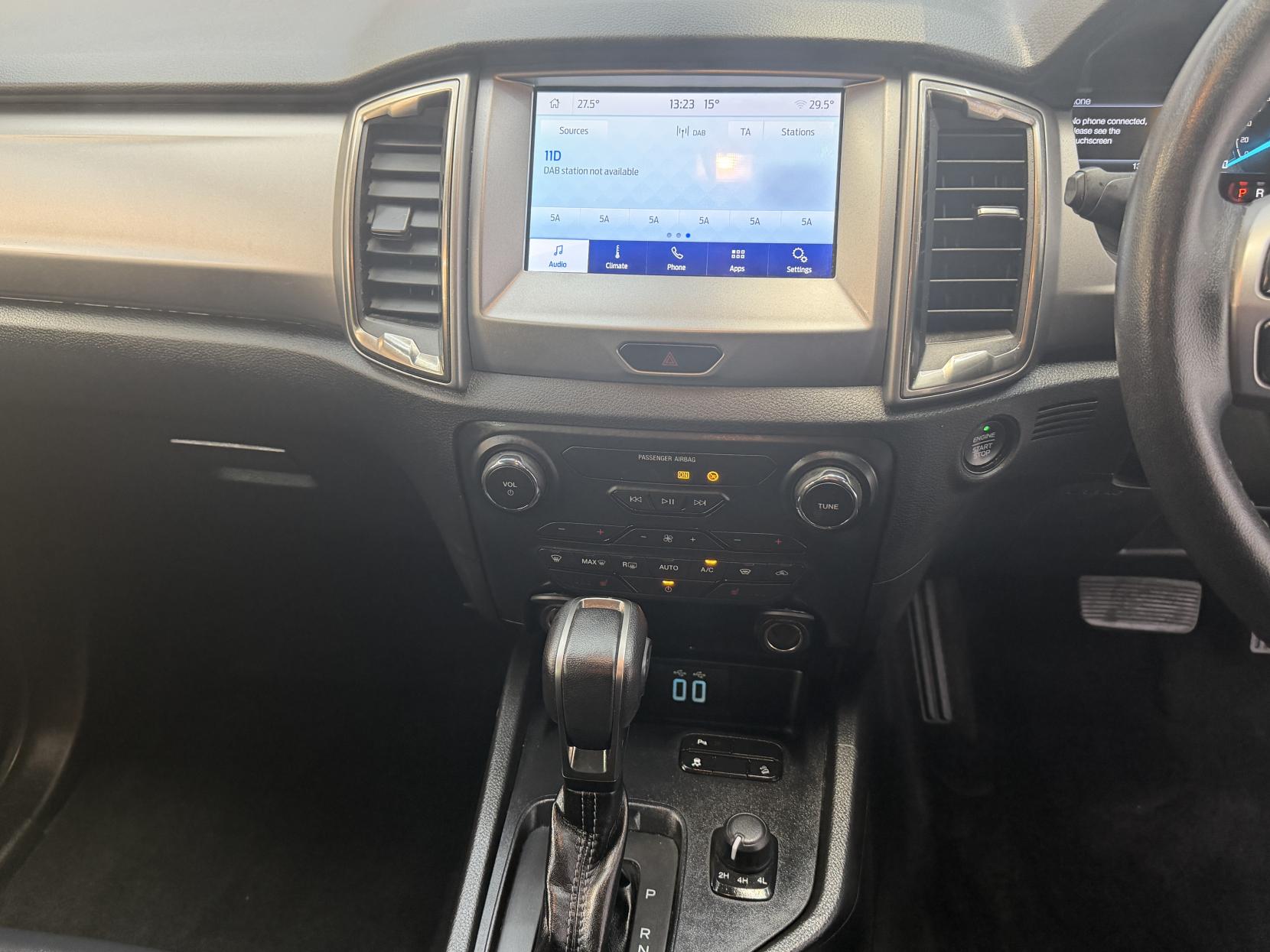 2023 Ford Ranger 2.0 EcoBlue Limited Pickup Double Cab 4dr Diesel Auto 4WD Euro 6 (s/s) (170 ps) - Thumbnail 25