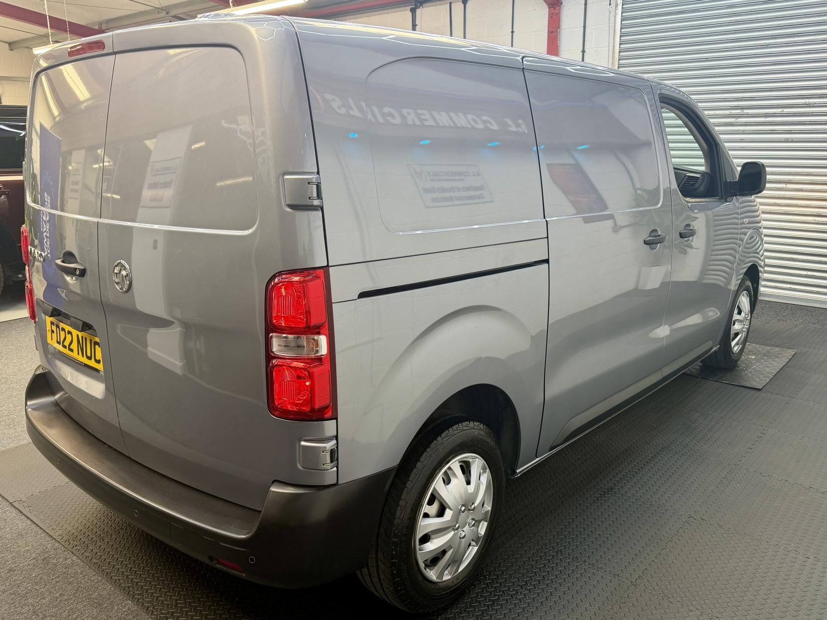 2022 Vauxhall Vivaro 1.5 Turbo D 2900 Dynamic Panel Van 6dr Diesel Manual L1 H1 Euro 6 (s/s) (100 ps) - Thumbnail 3