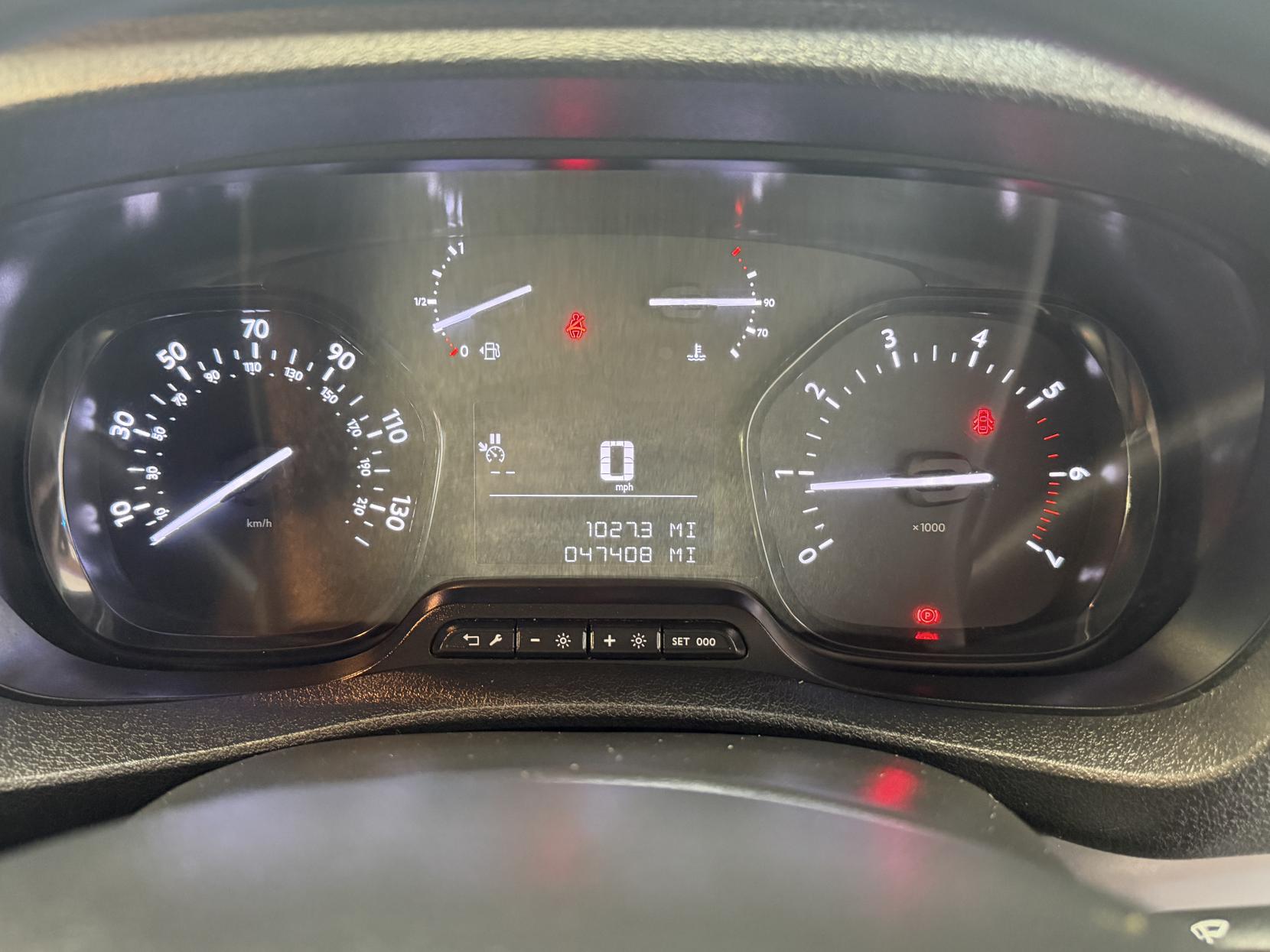 2022 Vauxhall Vivaro 1.5 Turbo D 2900 Dynamic Panel Van 6dr Diesel Manual L1 H1 Euro 6 (s/s) (100 ps) - Thumbnail 17