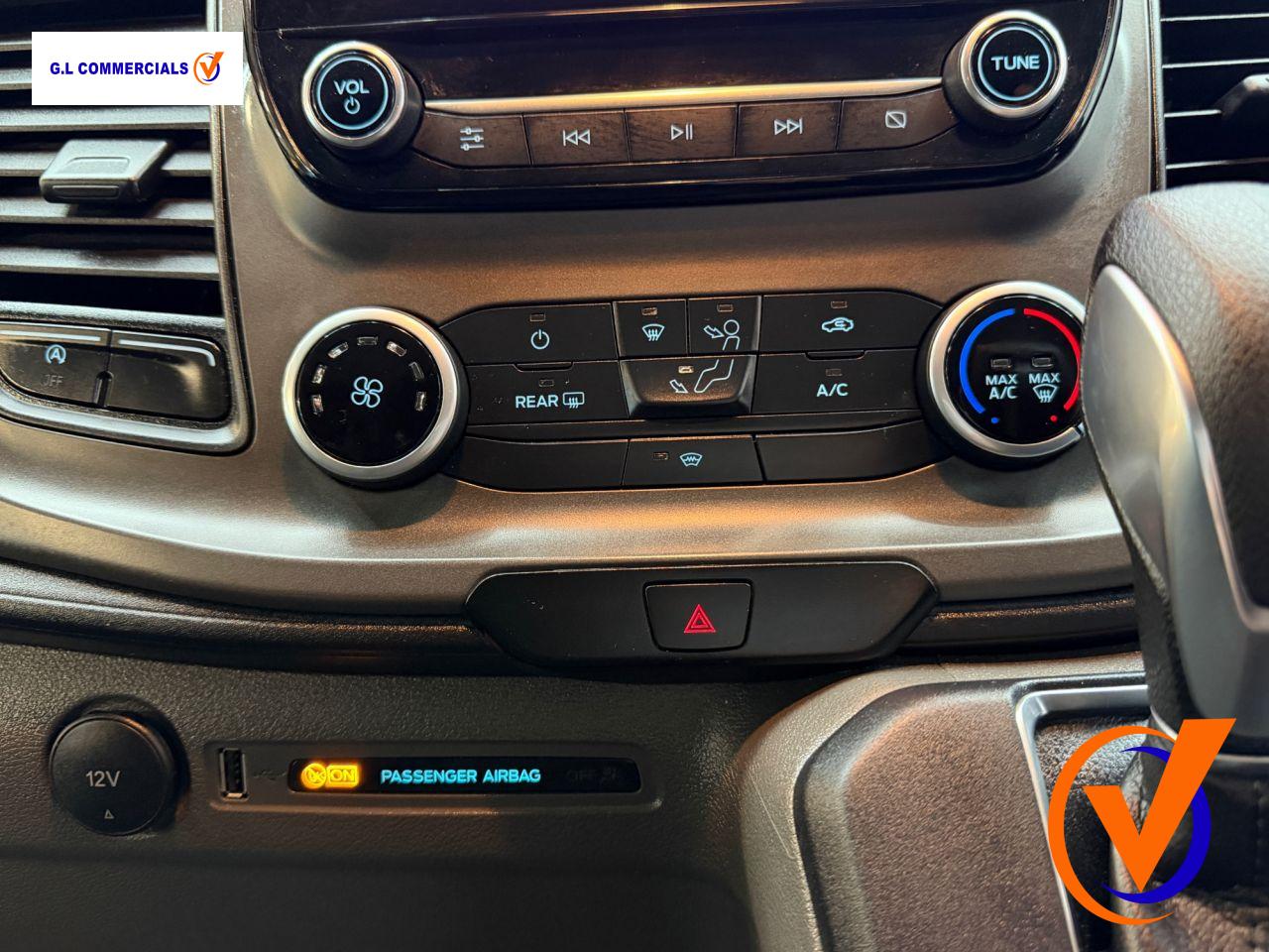 Ford Transit Custom 2.0 320 EcoBlue Trend Kombi Double Cab 5dr Diesel Auto L2 H1 Euro 6 (s/s) (130 ps)