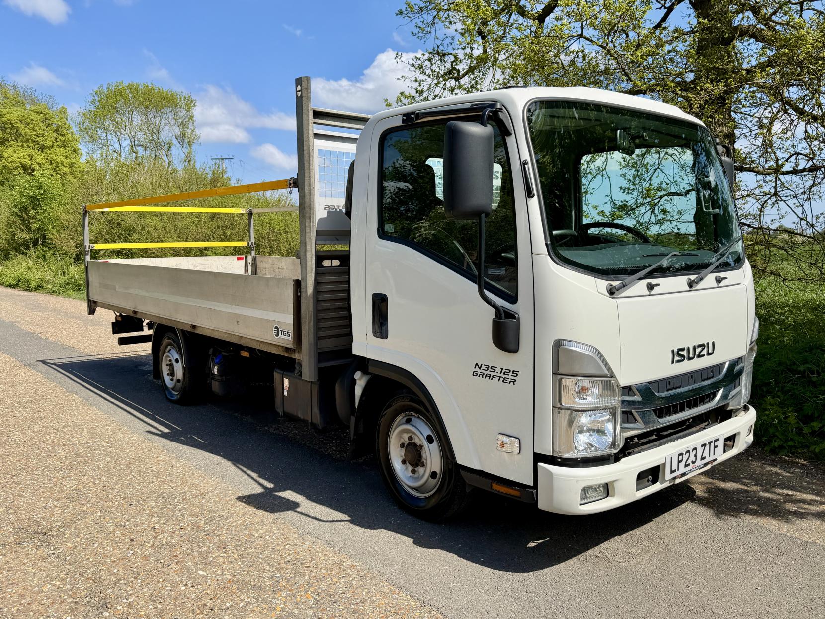 2023 Isuzu Grafter 1.9D N35 Green Dropside 2dr Diesel Manual RWD LWB Euro 6 (TRW) (125 ps) - Thumbnail 4