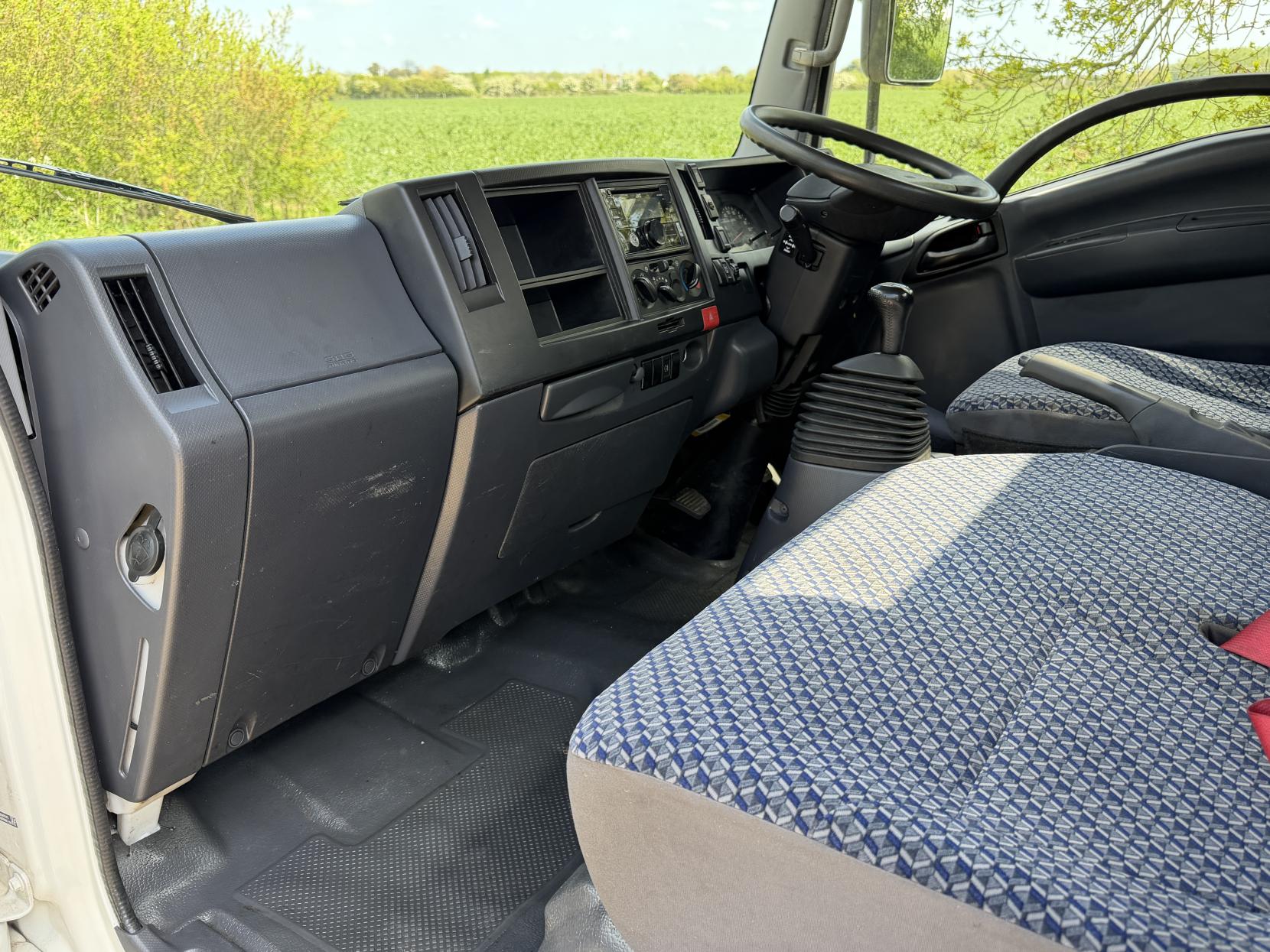 2023 Isuzu Grafter 1.9D N35 Green Dropside 2dr Diesel Manual RWD LWB Euro 6 (TRW) (125 ps) - Thumbnail 13