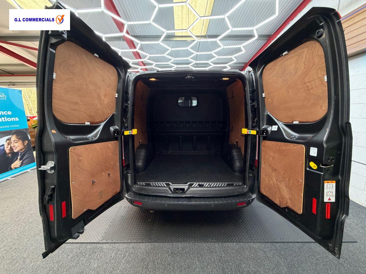 Ford Transit Custom 2.0 300 EcoBlue Limited Crew Van Double Cab 5dr Diesel Manual L1 H1 Euro 6 (6 Seat) (130 ps)