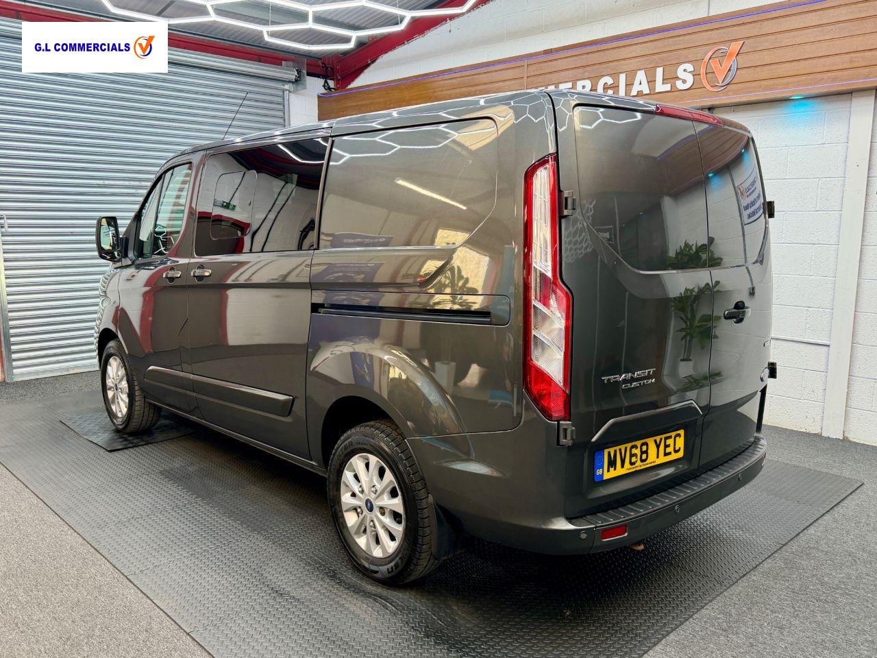 Ford Transit Custom 2.0 300 EcoBlue Limited Crew Van Double Cab 5dr Diesel Manual L1 H1 Euro 6 (6 Seat) (130 ps)