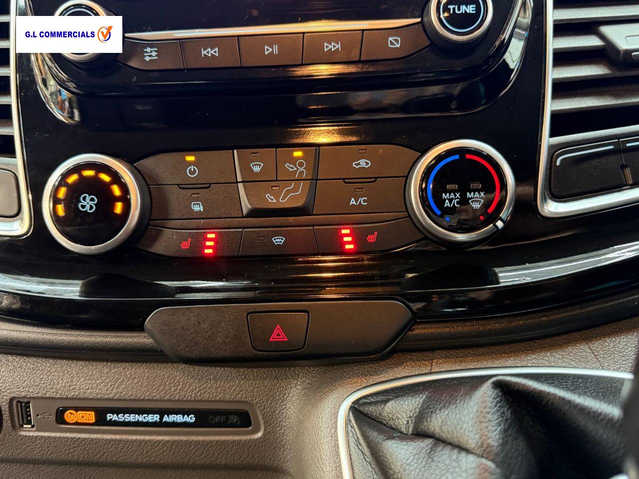 Ford Transit Custom 2.0 300 EcoBlue Limited Crew Van Double Cab 5dr Diesel Manual L1 H1 Euro 6 (6 Seat) (130 ps)