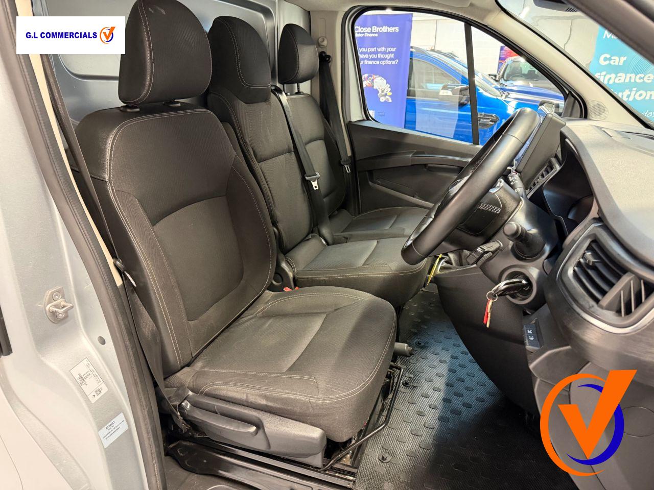 Renault Trafic 2.0 dCi Blue LL30 Sport Panel Van 5dr Diesel Manual L2 H1 Euro 6 (s/s) (130 ps)