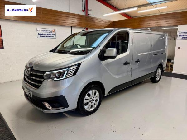 Renault Trafic 2.0 dCi Blue LL30 Sport Panel Van 5dr Diesel Manual L2 H1 Euro 6 (s/s) (130 ps)