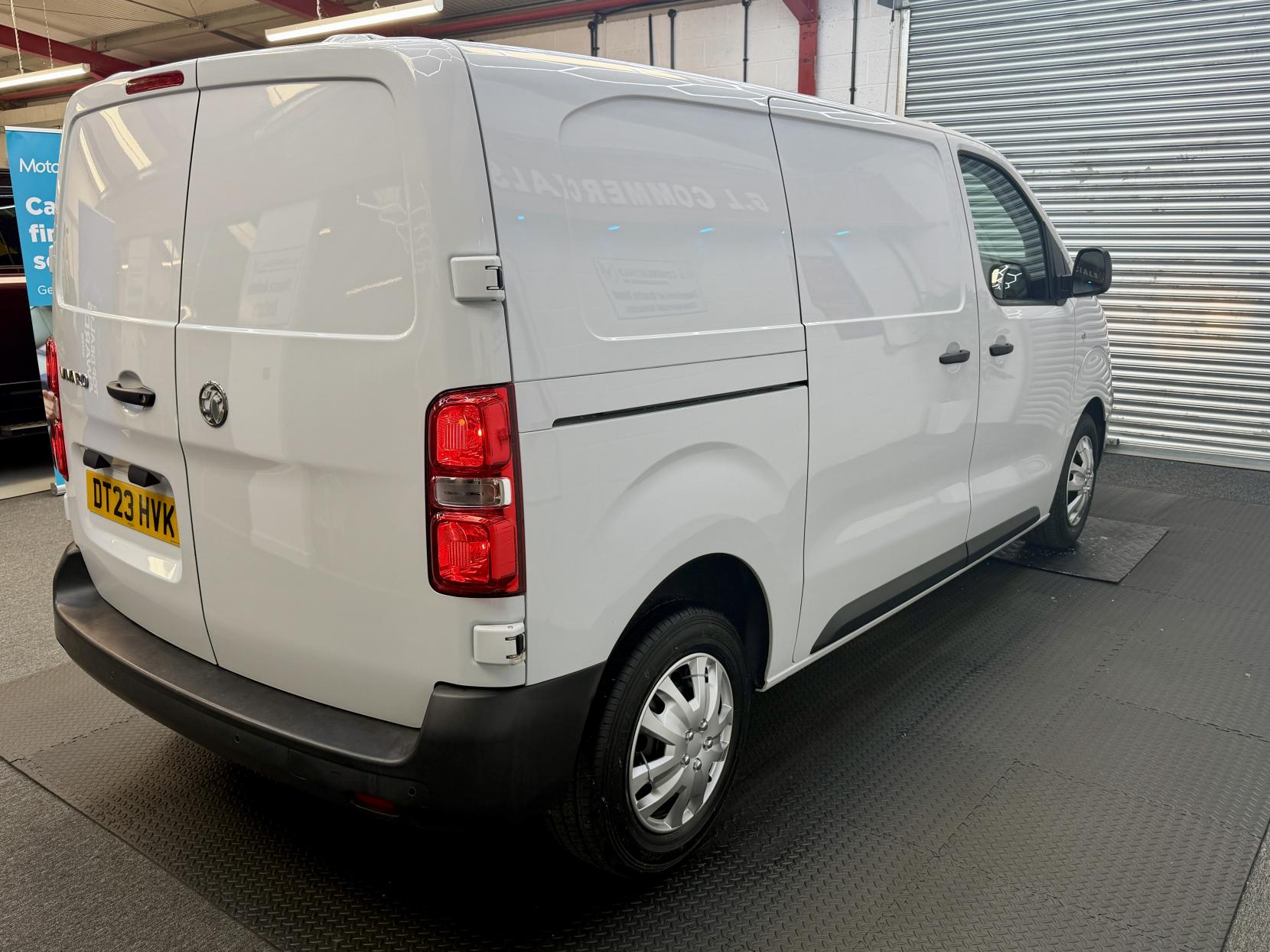 2023 Vauxhall Vivaro 1.5 Turbo D 2900 Prime Panel Van 6dr Diesel Manual L1 H1 Euro 6 (s/s) (100 ps) - Thumbnail 3