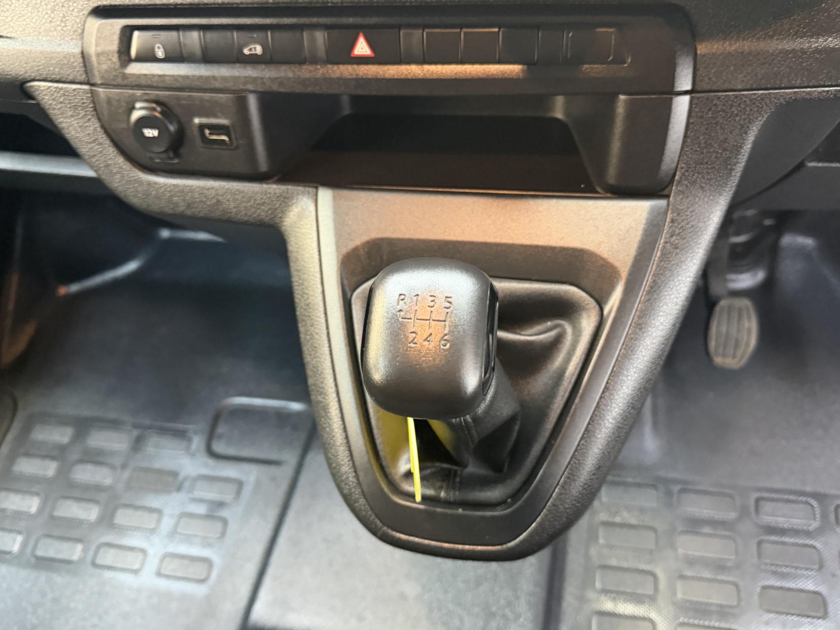 2023 Vauxhall Vivaro 1.5 Turbo D 2900 Prime Panel Van 6dr Diesel Manual L1 H1 Euro 6 (s/s) (100 ps) - Thumbnail 8