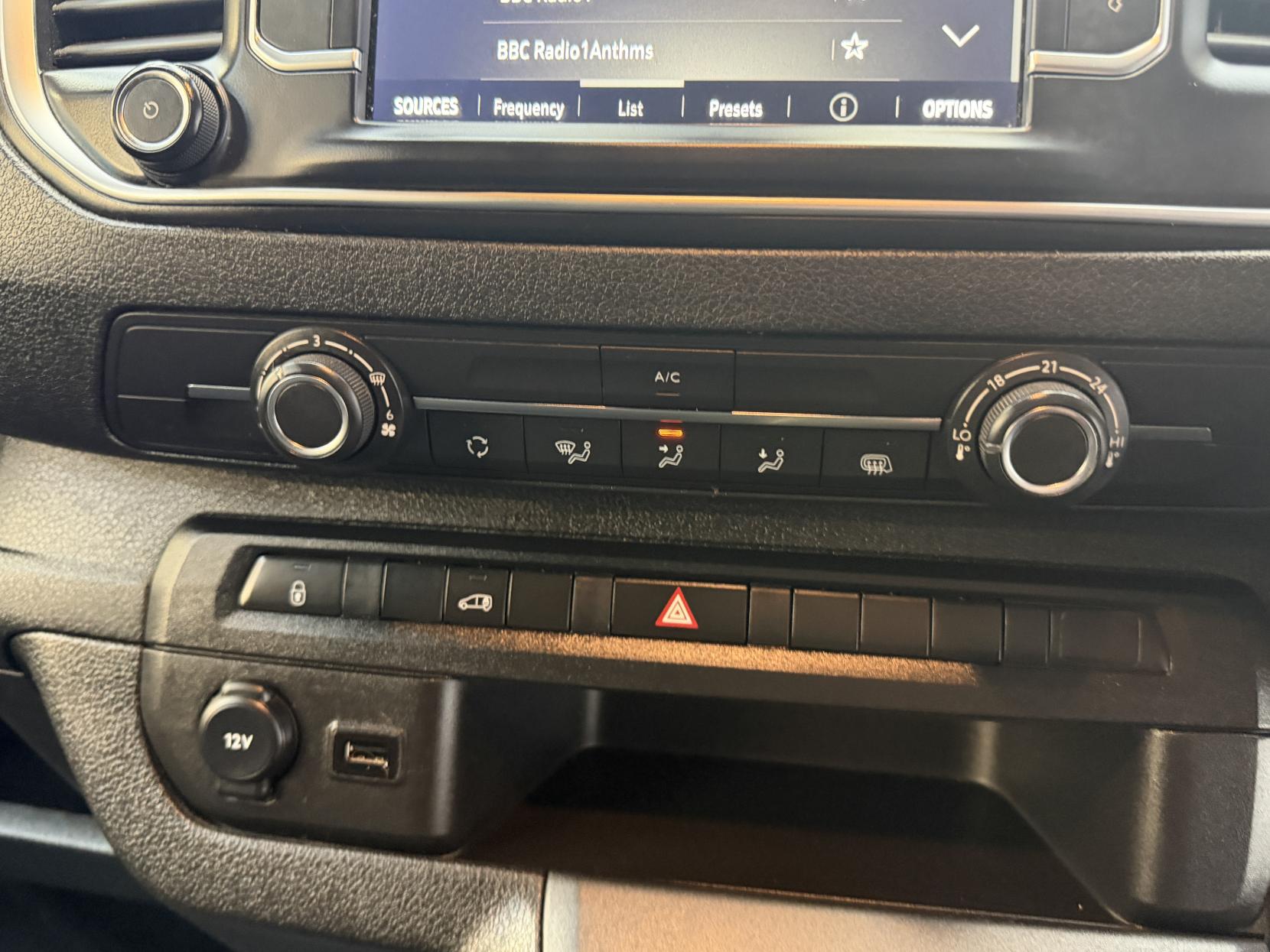 2023 Vauxhall Vivaro 1.5 Turbo D 2900 Prime Panel Van 6dr Diesel Manual L1 H1 Euro 6 (s/s) (100 ps) - Thumbnail 9