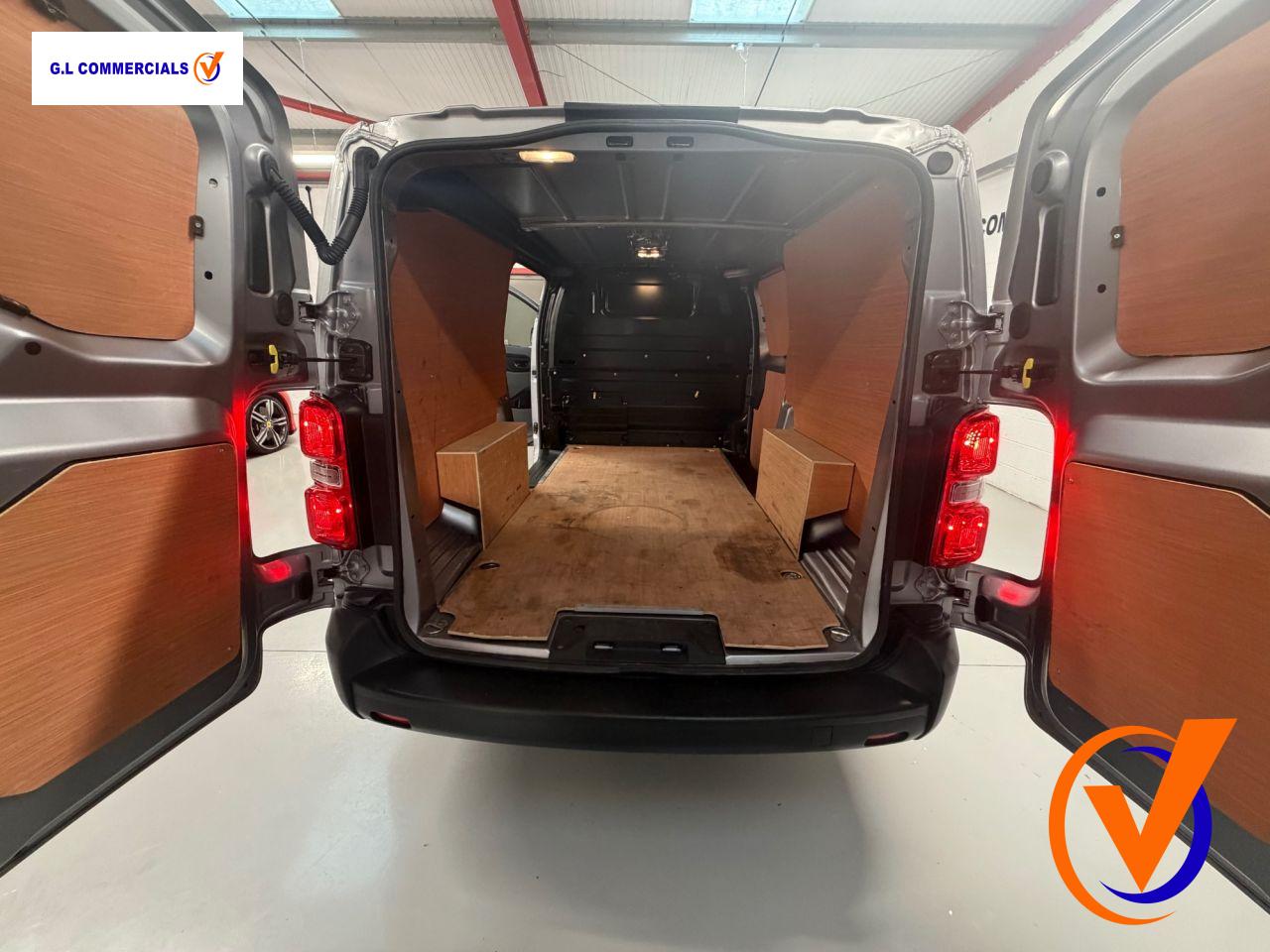 Fiat Scudo 2.0 Multijet Tecnico Panel Van 6dr Diesel Auto LWB Euro 6 (s/s) (145 ps)