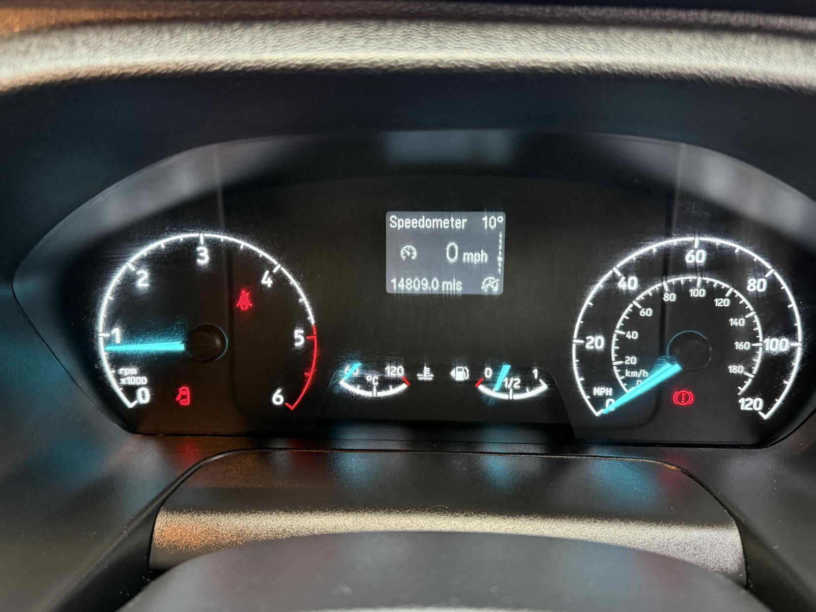 2023 Ford Transit Custom 2.0 300 EcoBlue Leader Panel Van 5dr Diesel Manual L2 H1 Euro 6 (s/s) (130 ps) - Thumbnail 13