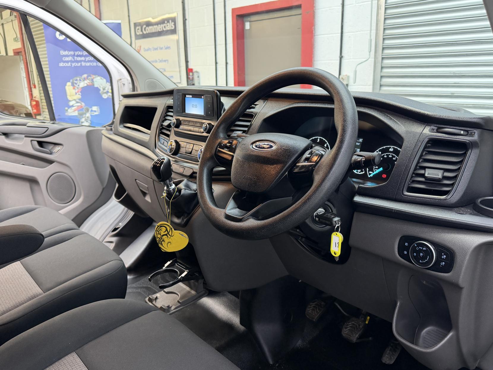 2023 Ford Transit Custom 2.0 300 EcoBlue Leader Panel Van 5dr Diesel Manual L2 H1 Euro 6 (s/s) (130 ps) - Thumbnail 10