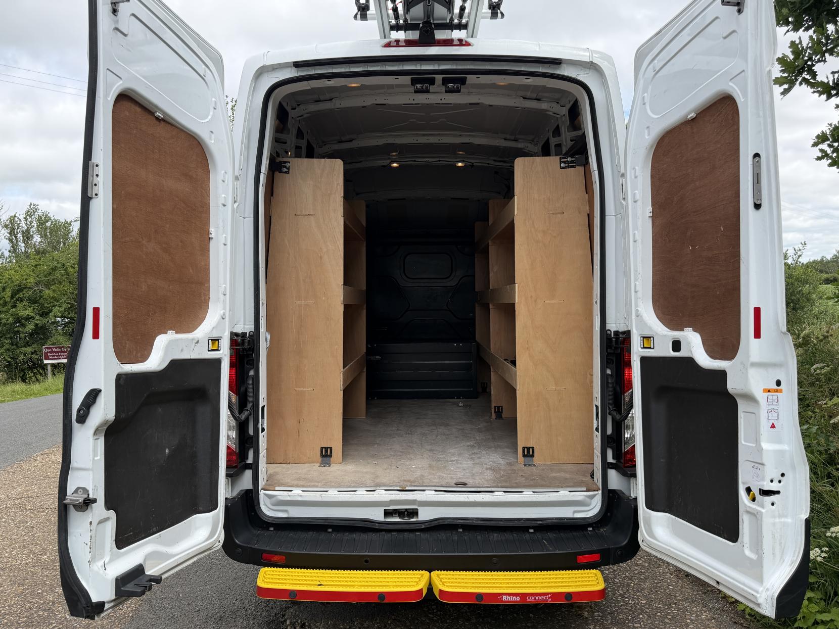 2023 Ford Transit 2.0 350 EcoBlue Leader Panel Van 5dr Diesel Manual RWD L3 H3 Euro 6 (s/s) (130 ps) - Thumbnail 10