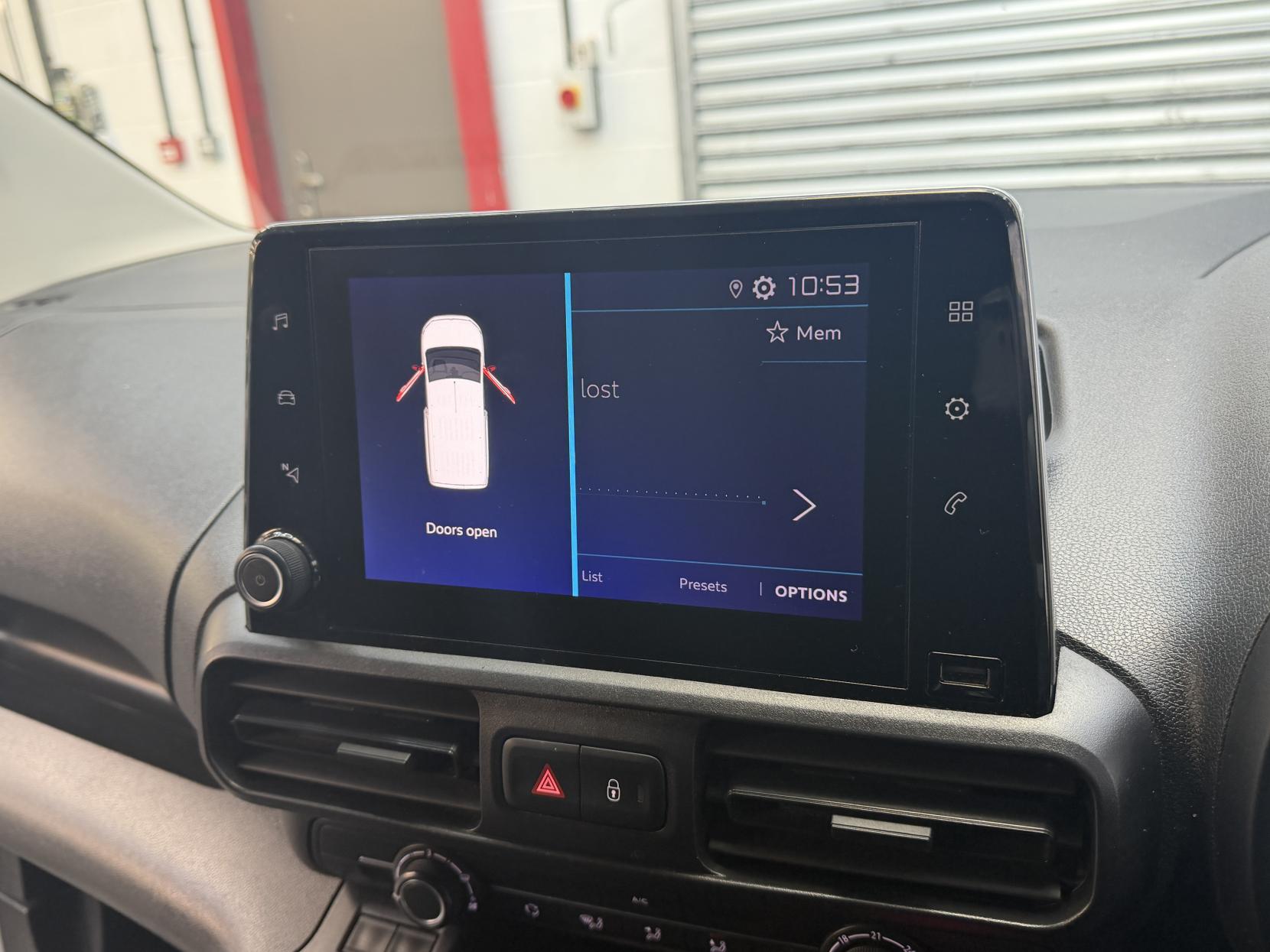 2021 Citroen Berlingo 1.5 BlueHDi 650 Enterprise M Pro Panel Van 5dr Diesel Manual SWB Euro 6 (75 ps) - Thumbnail 13