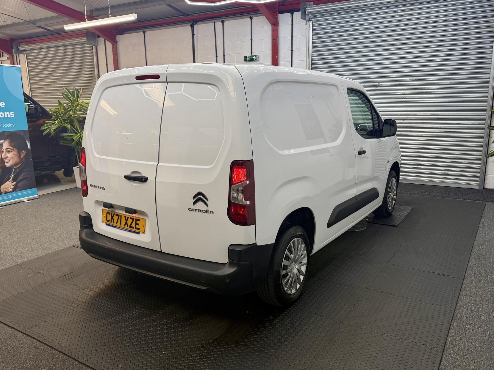 2021 Citroen Berlingo 1.5 BlueHDi 650 Enterprise M Pro Panel Van 5dr Diesel Manual SWB Euro 6 (75 ps) - Thumbnail 5