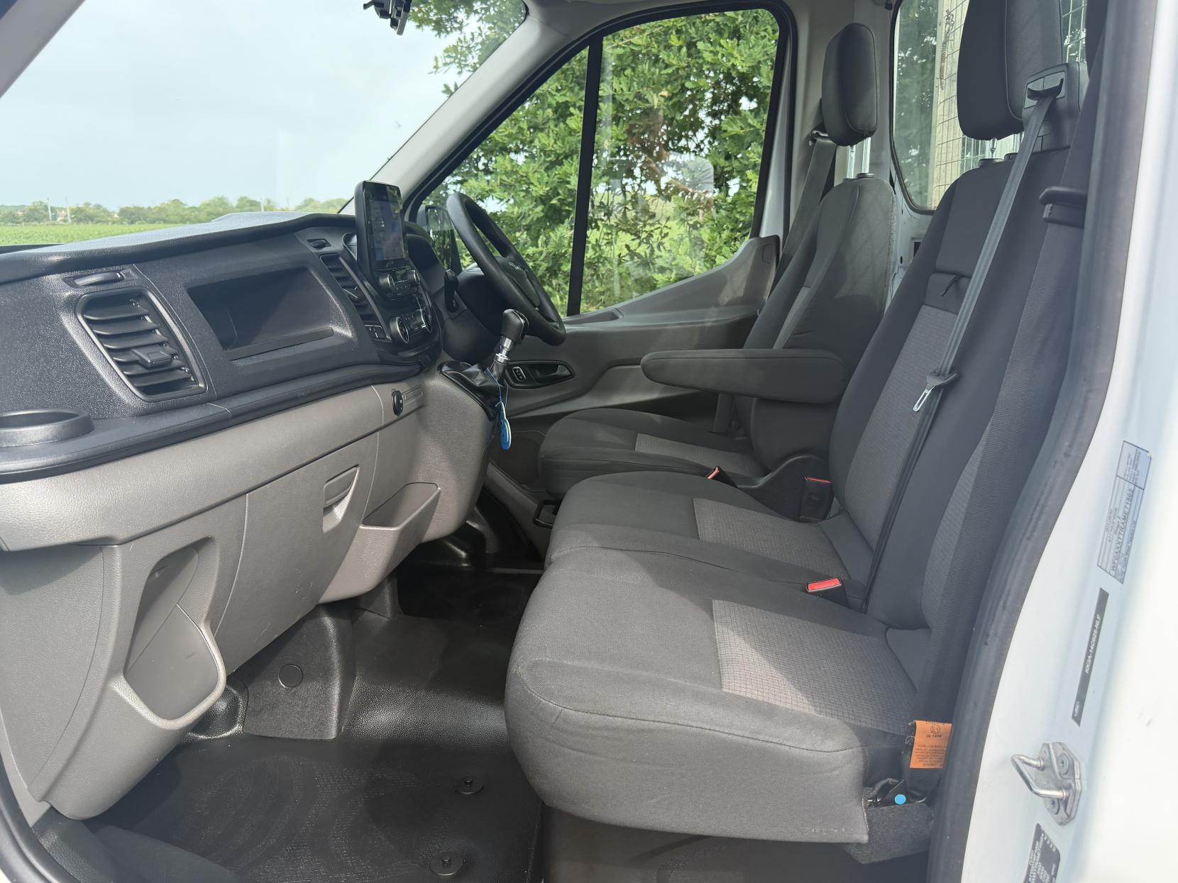 2022 Ford Transit - Thumbnail 11