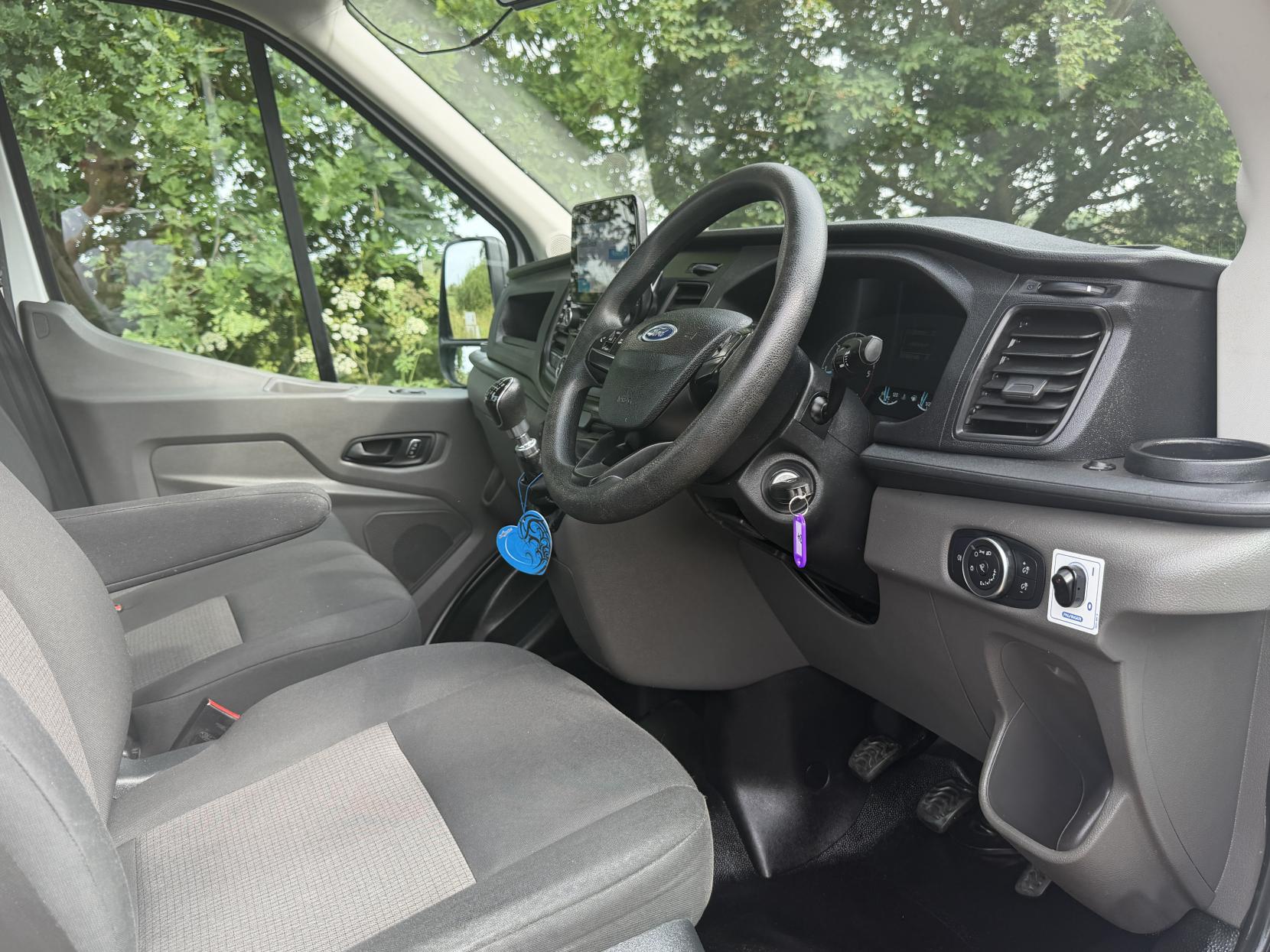 2022 Ford Transit - Thumbnail 10