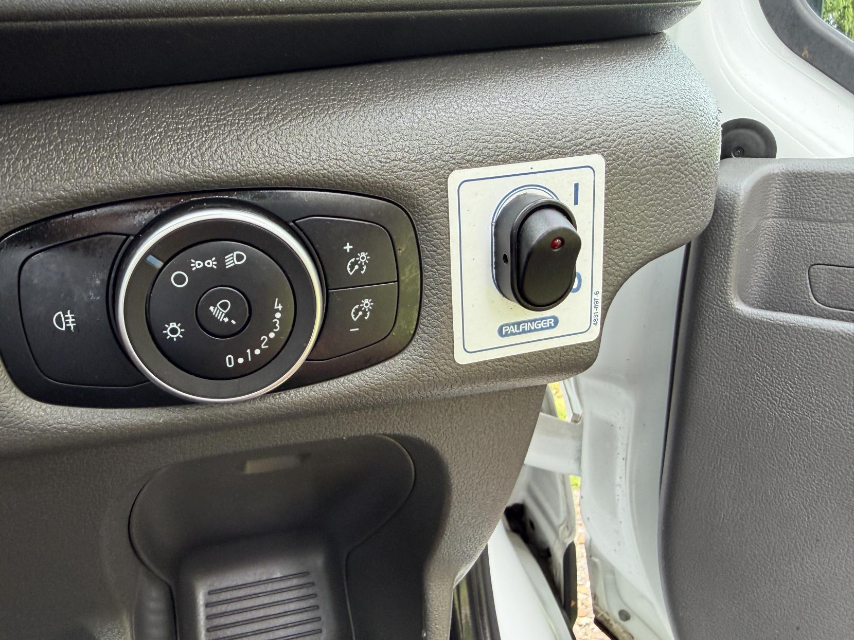 2022 Ford Transit - Thumbnail 14