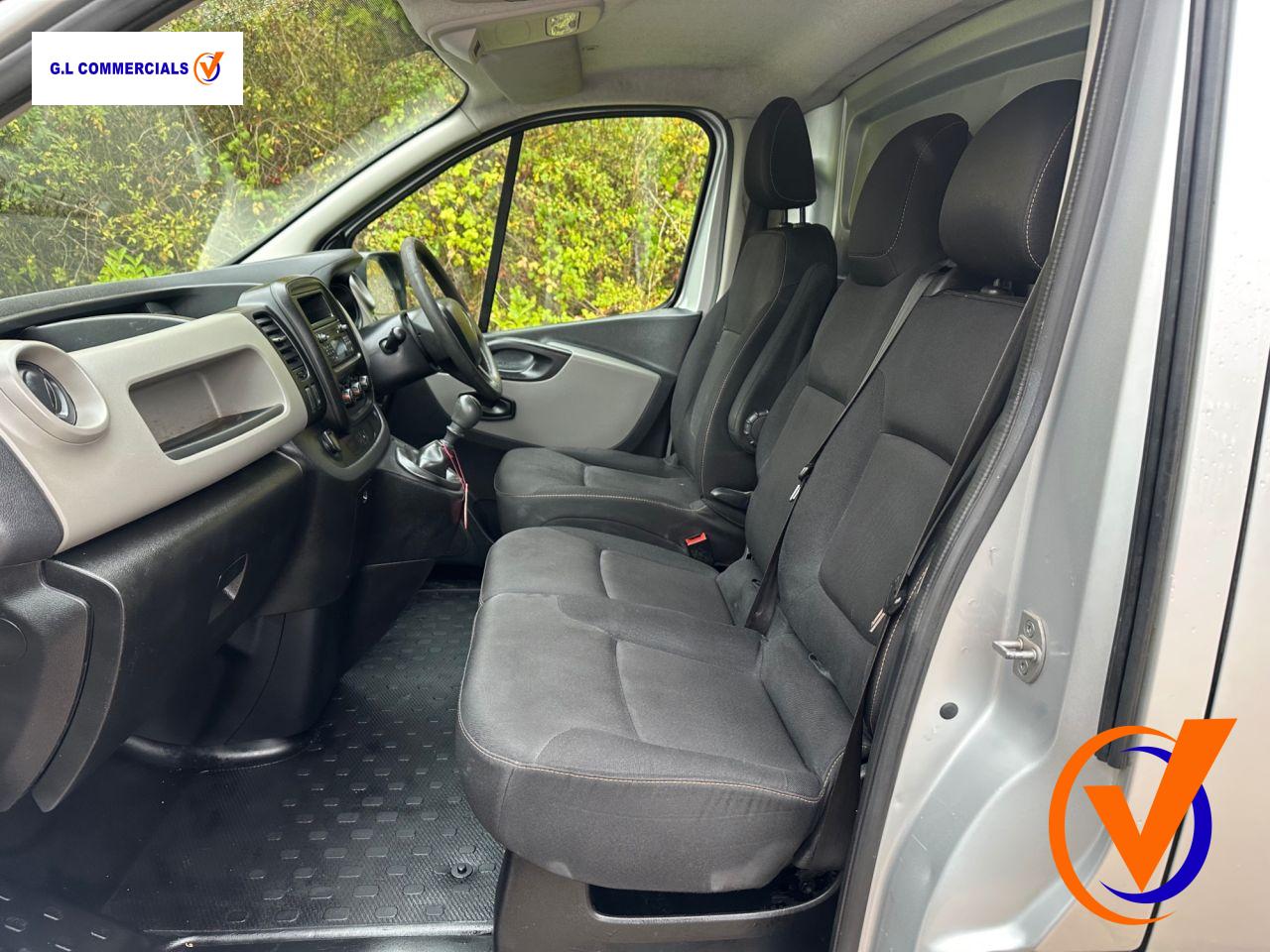 Renault Trafic 1.6 dCi 27 Business+ Panel Van 5dr Diesel Manual SWB Standard Roof Euro 5 (115 ps)